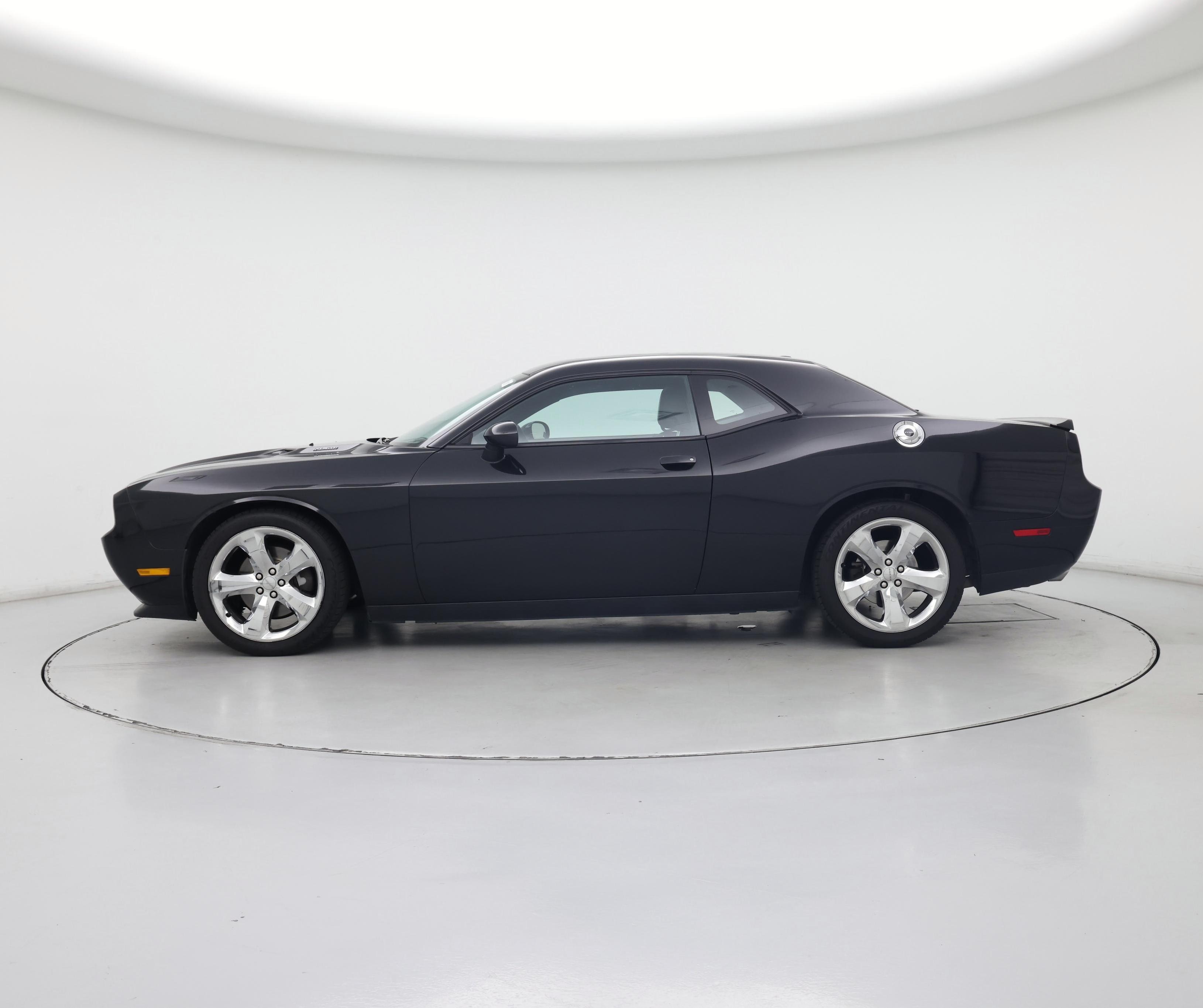 Thumbnail: 2014 Dodge Challenger - 3