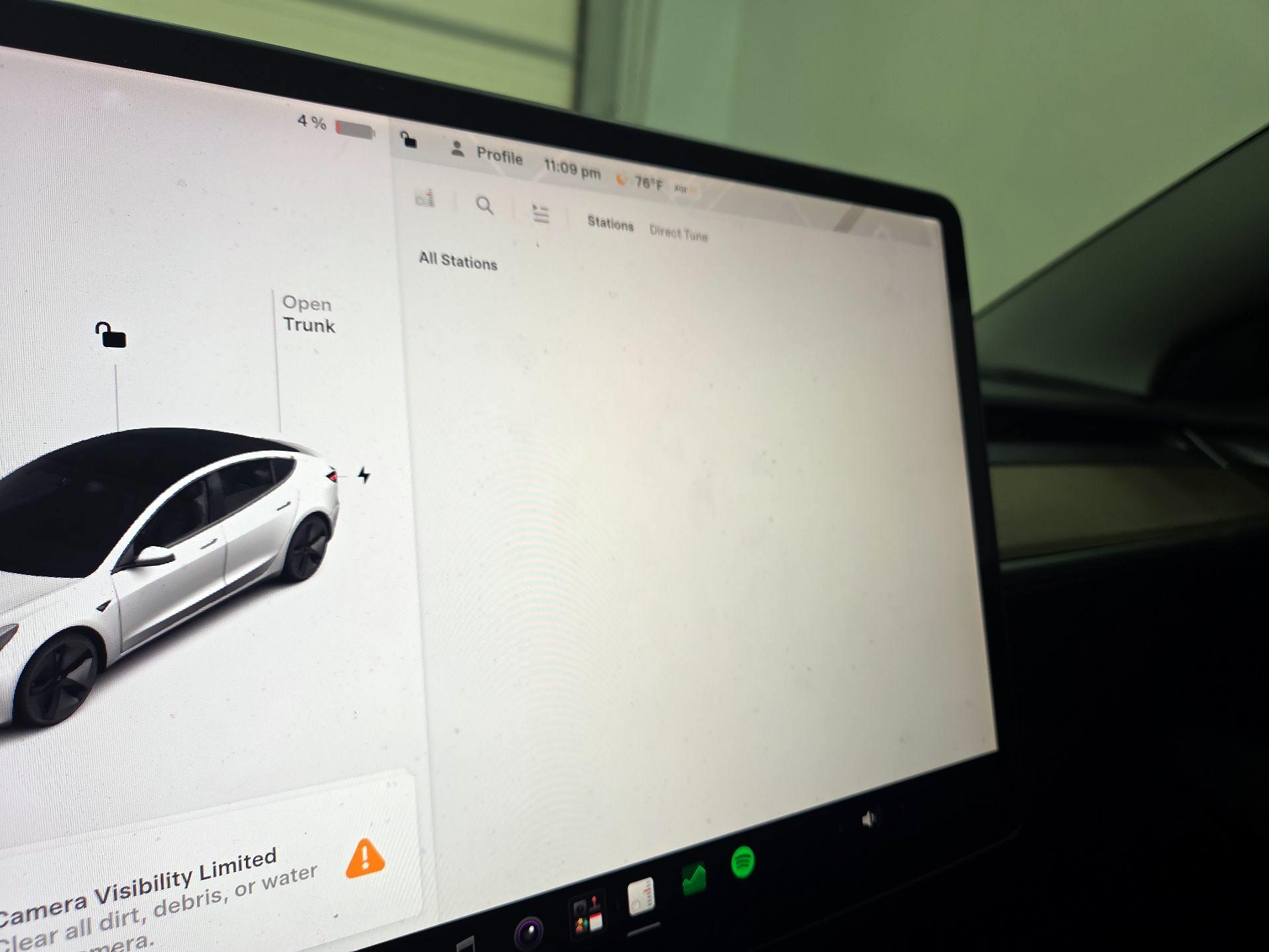 Thumbnail: 2022 Tesla Model 3 - 15