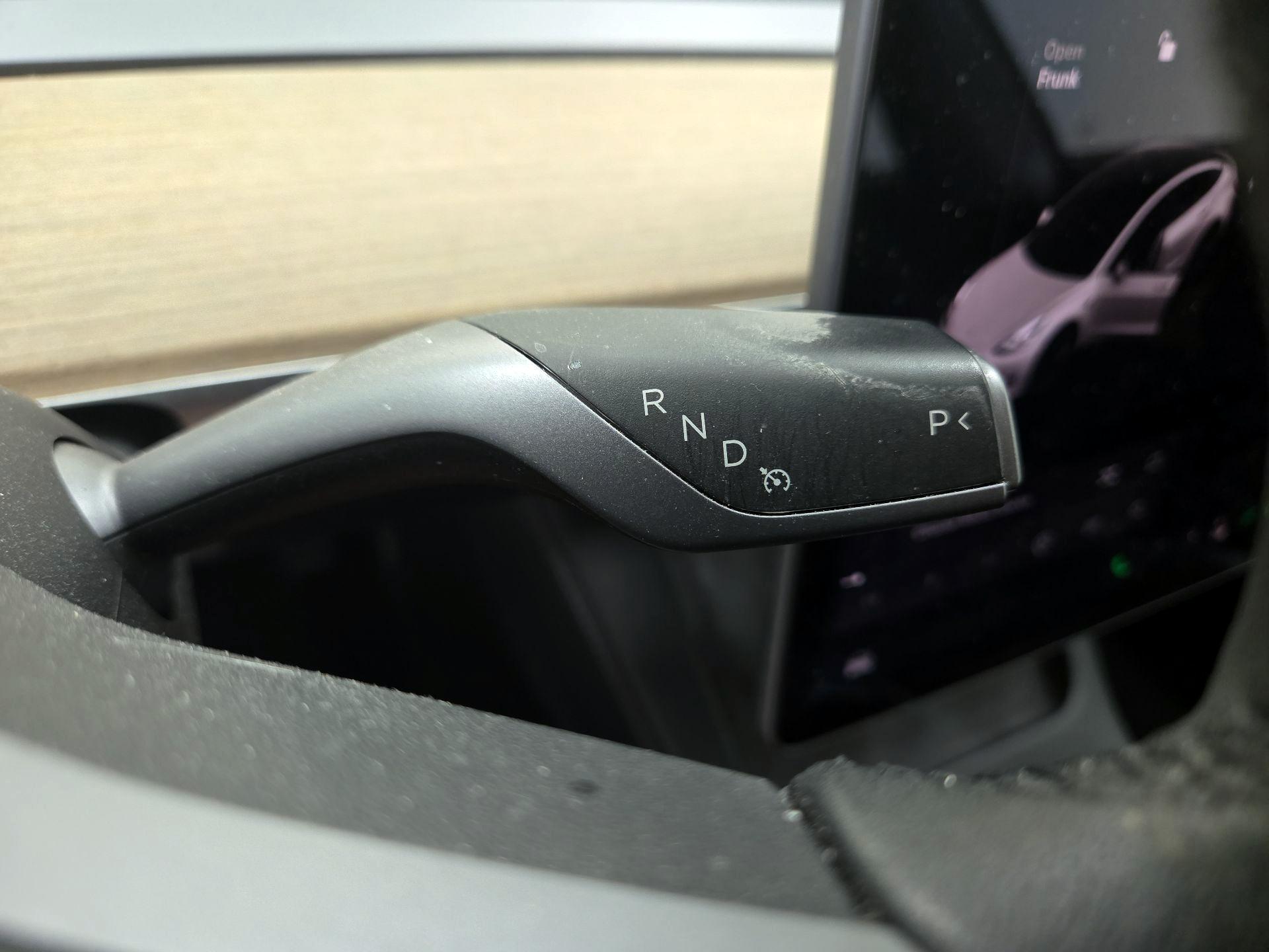 Thumbnail: 2022 Tesla Model 3 - 17