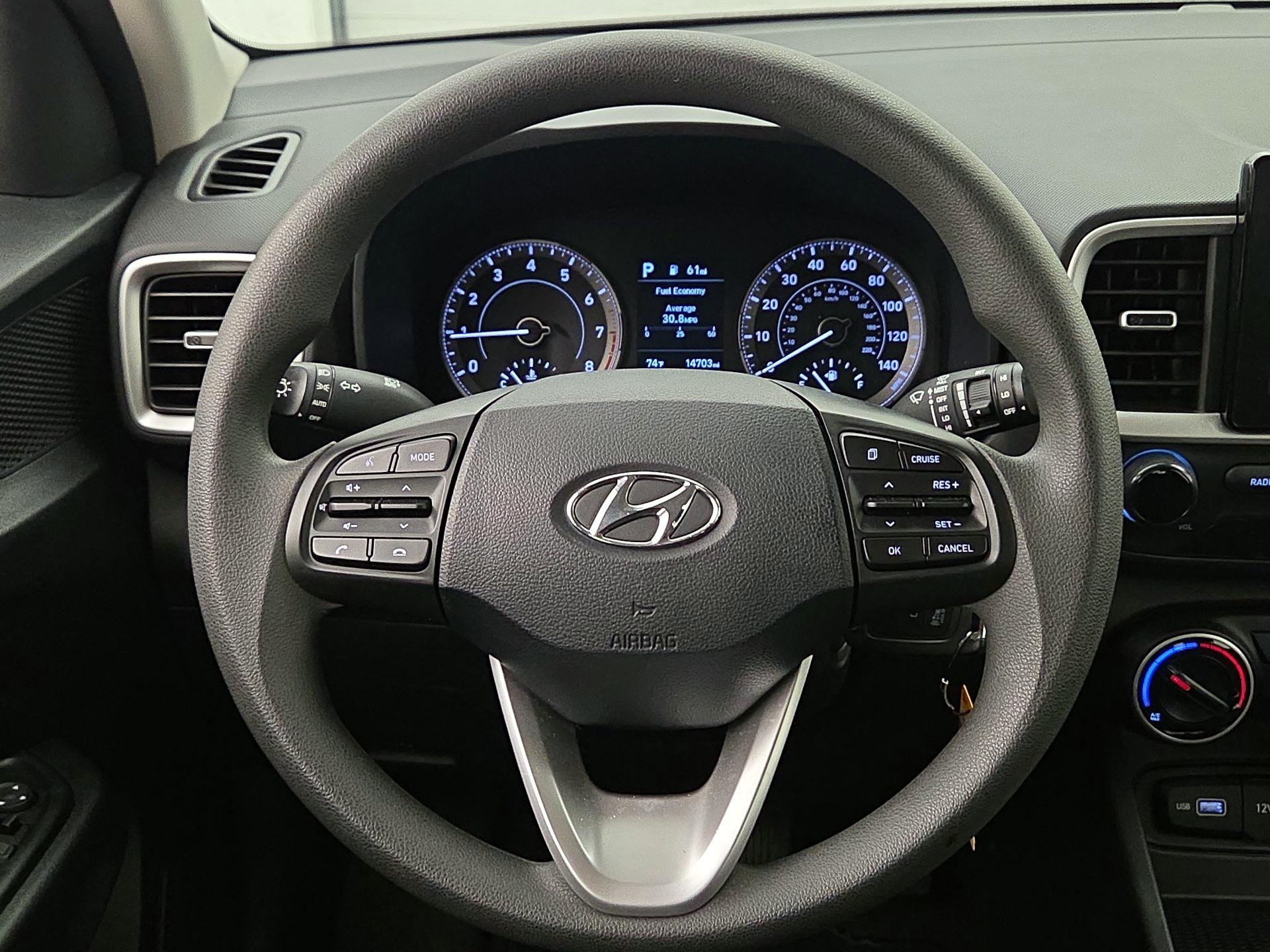 Thumbnail: 2022 Hyundai Venue - 10