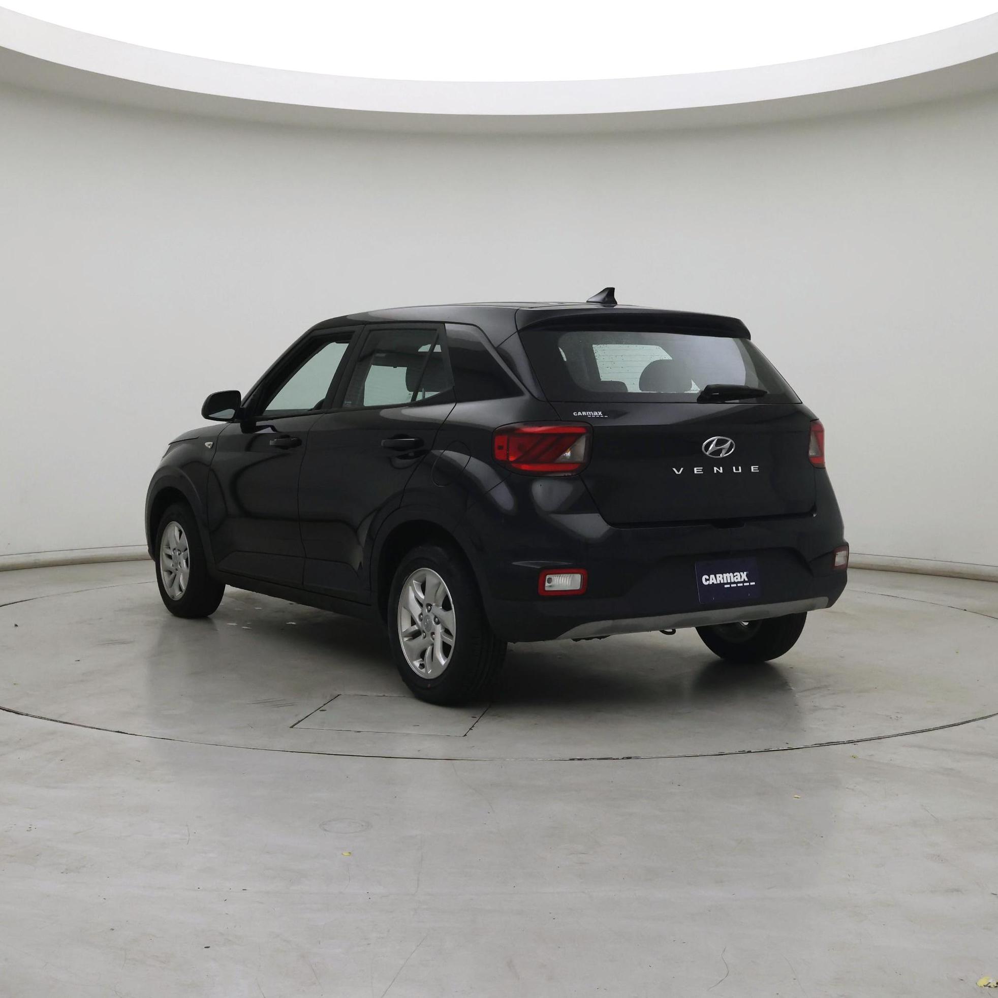 Thumbnail: 2022 Hyundai Venue - 2