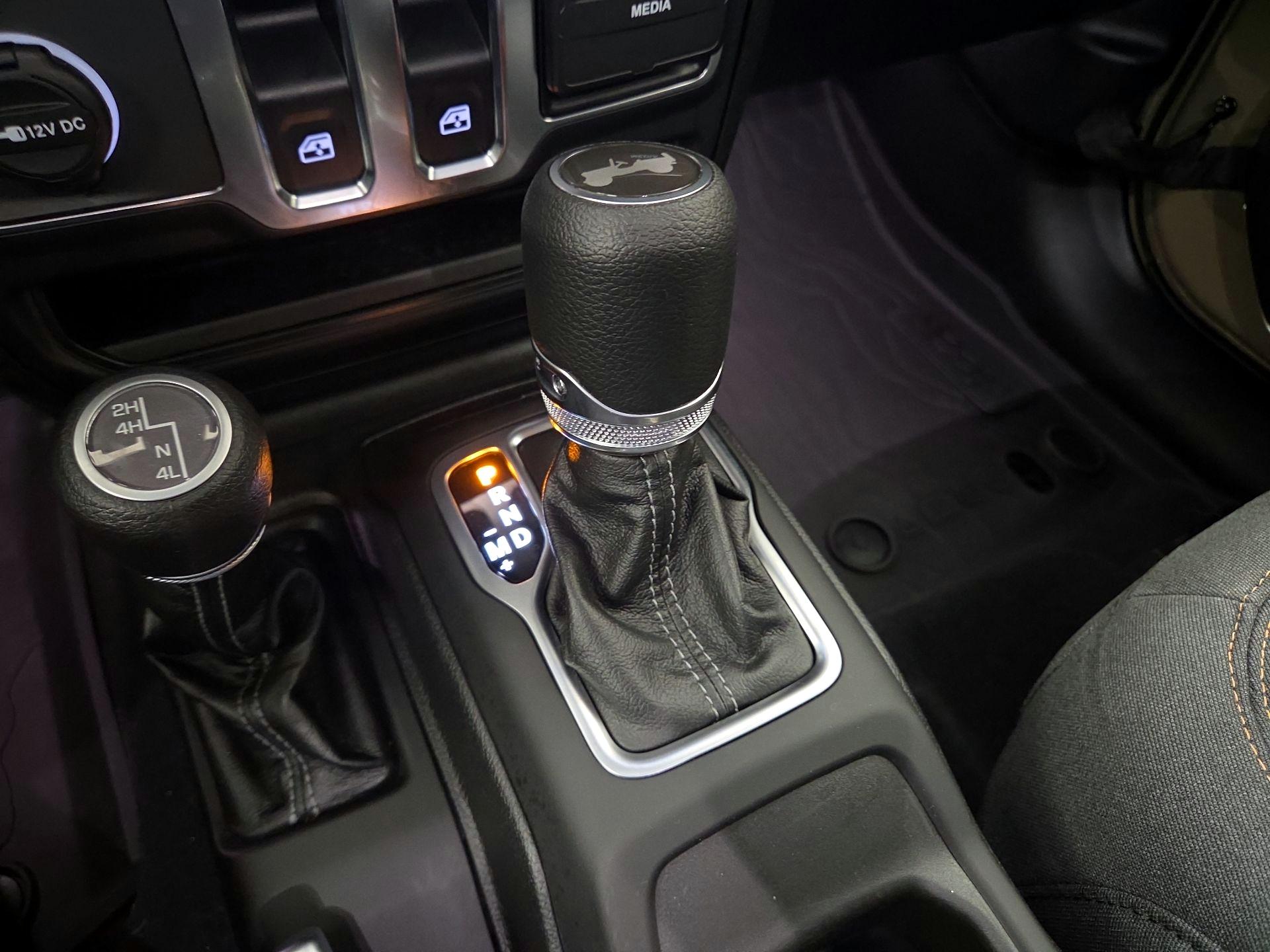 Thumbnail: 2025 Jeep Wrangler - 17