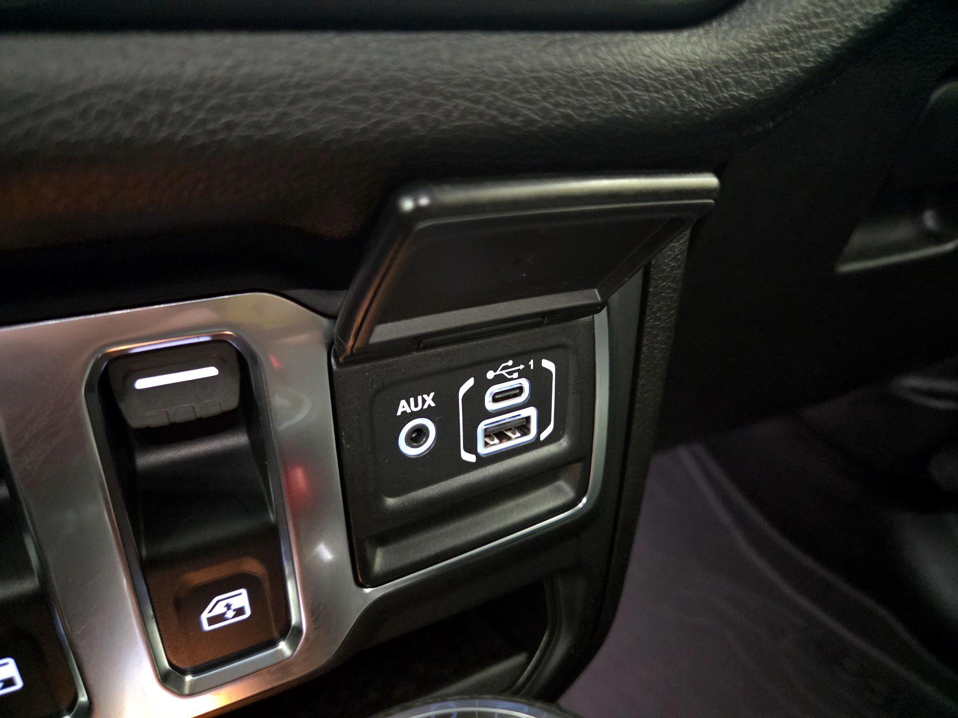 Thumbnail: 2025 Jeep Wrangler - 18