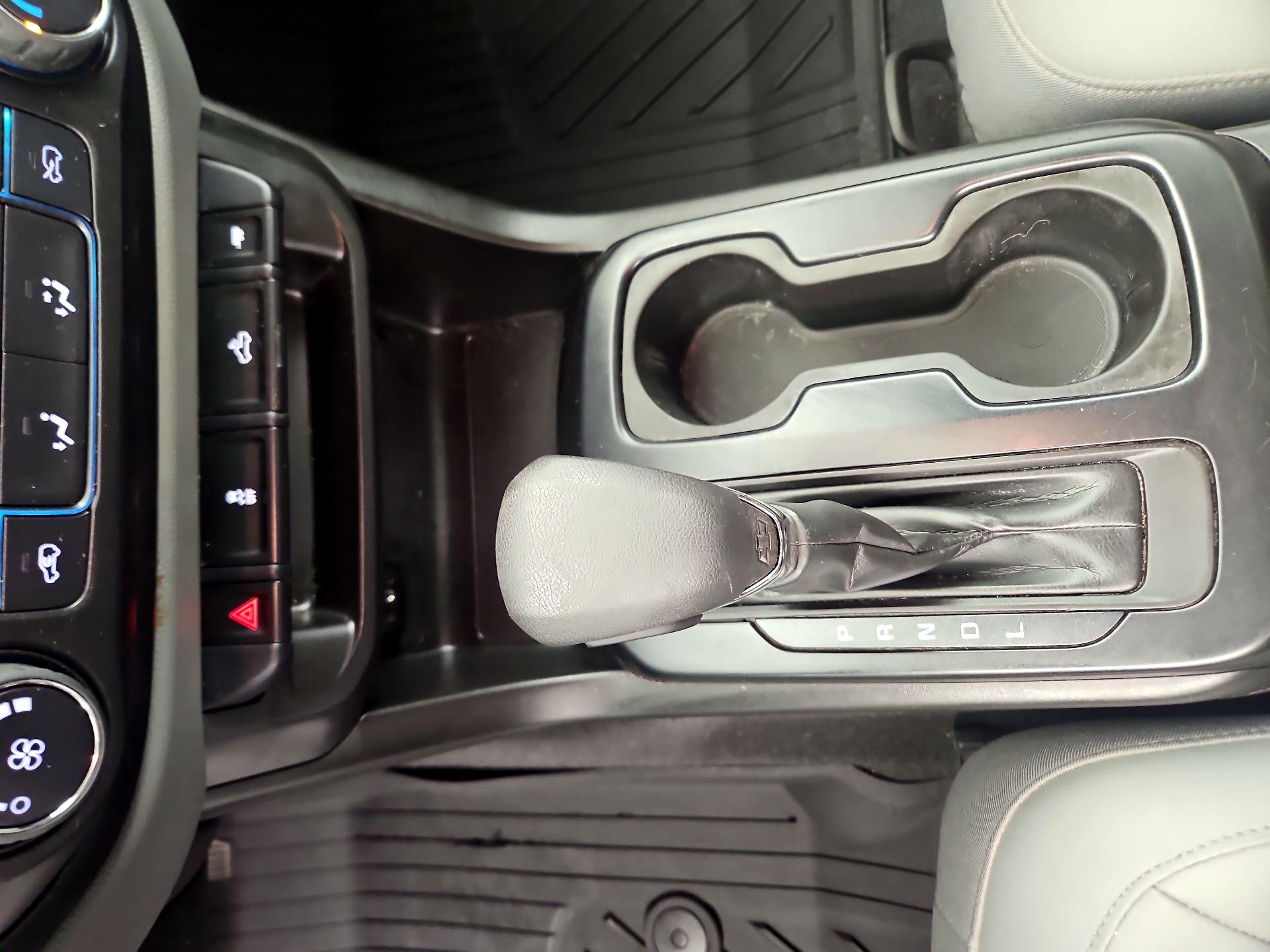 Thumbnail: 2022 Chevrolet Colorado - 15