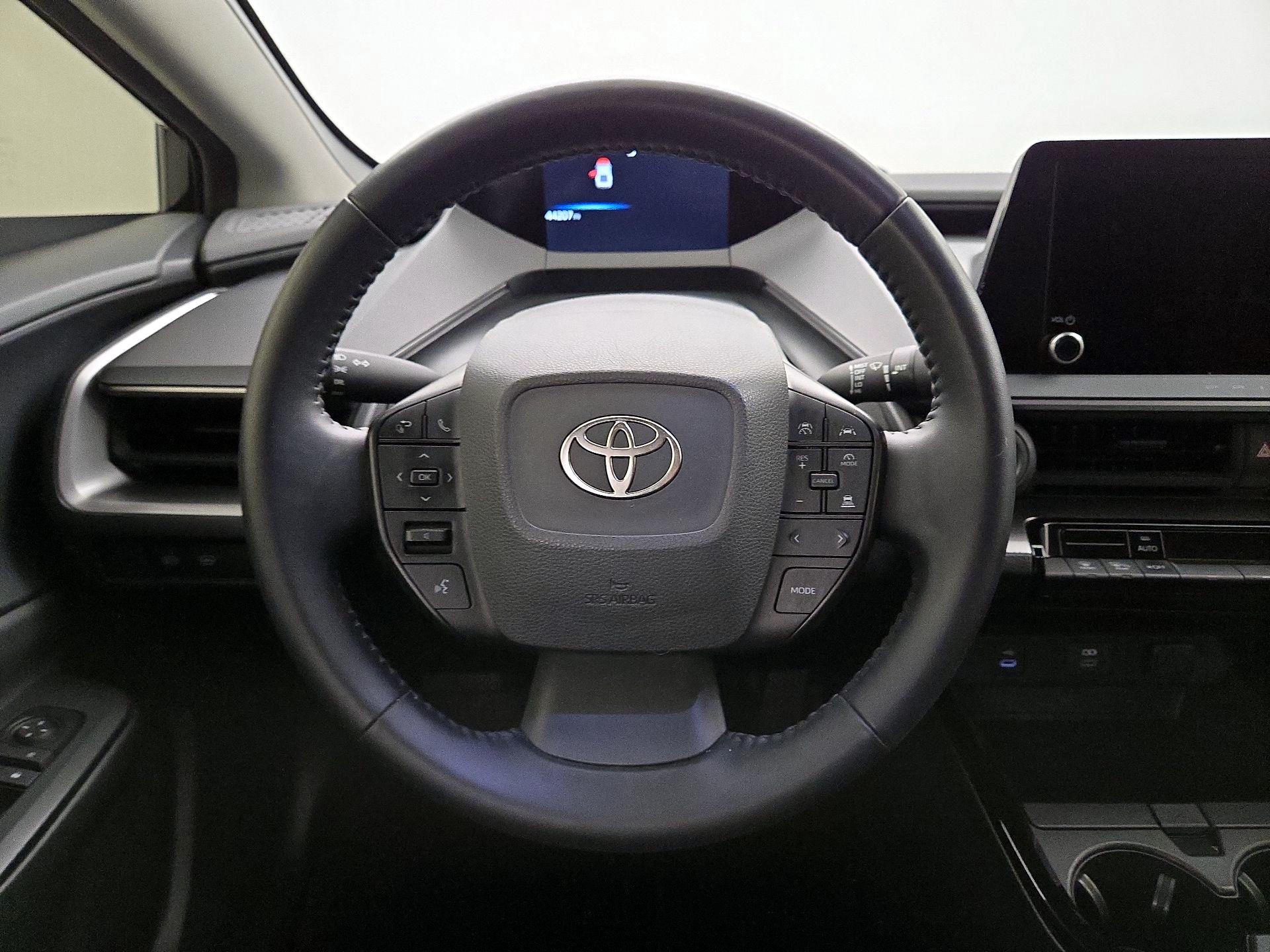 Thumbnail: 2023 Toyota Prius - 10