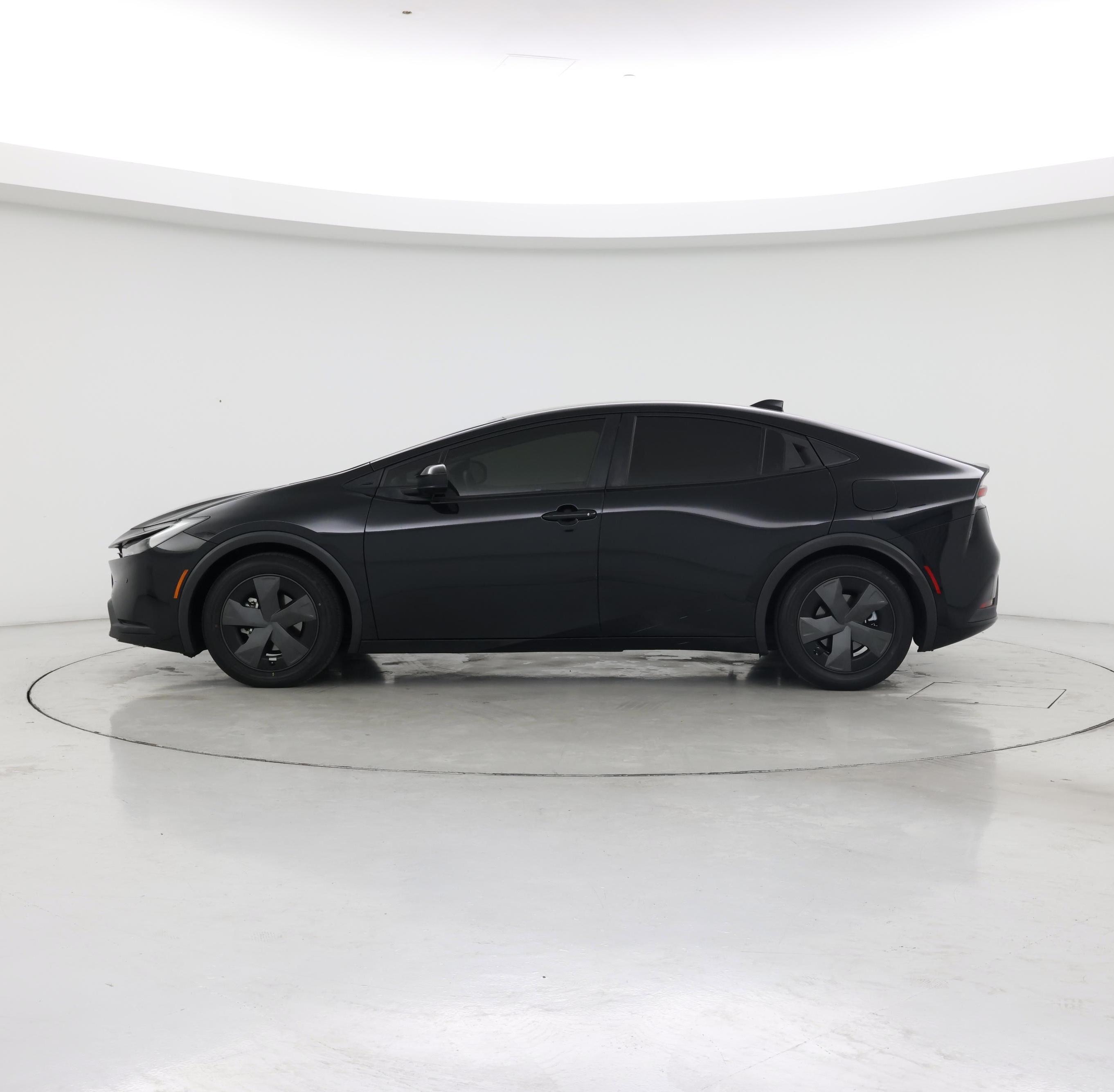 Thumbnail: 2023 Toyota Prius - 3