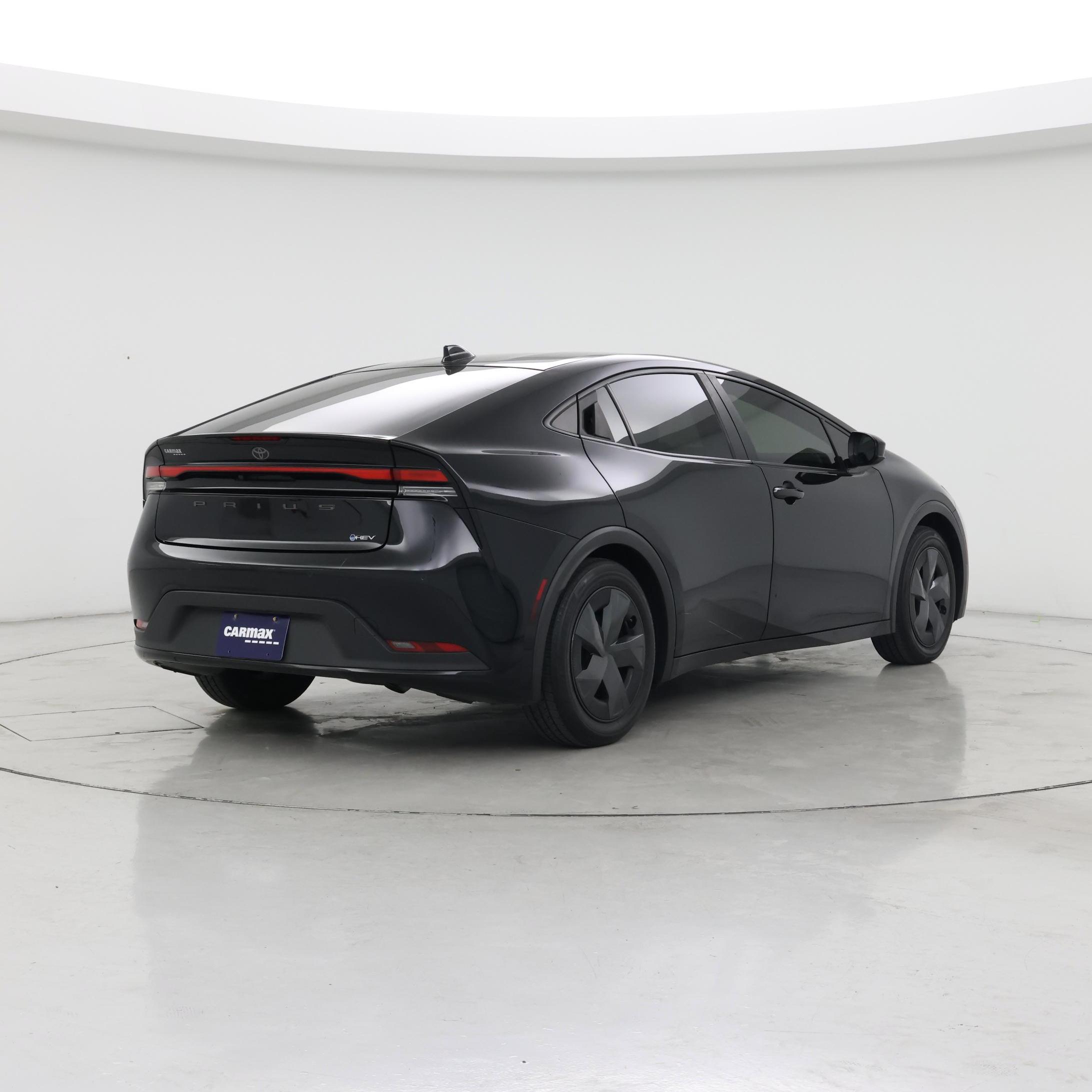 Thumbnail: 2023 Toyota Prius - 8