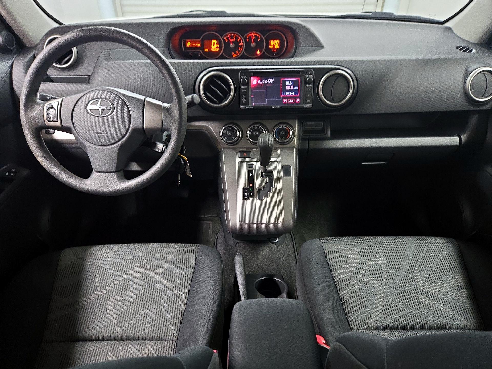 Thumbnail: 2015 Scion xB - 9