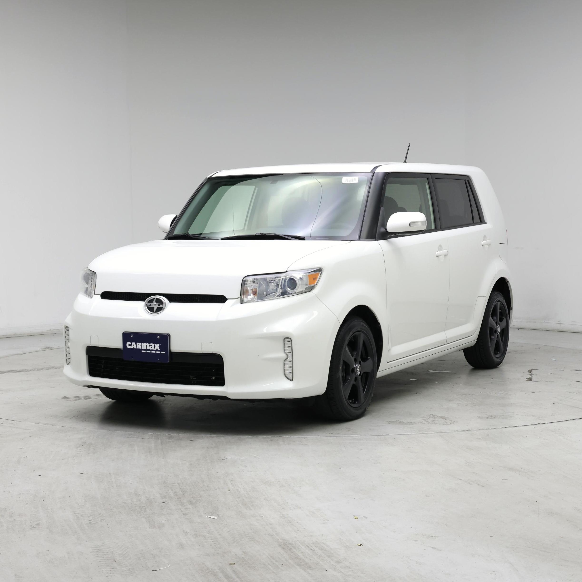Thumbnail: 2015 Scion xB - 4