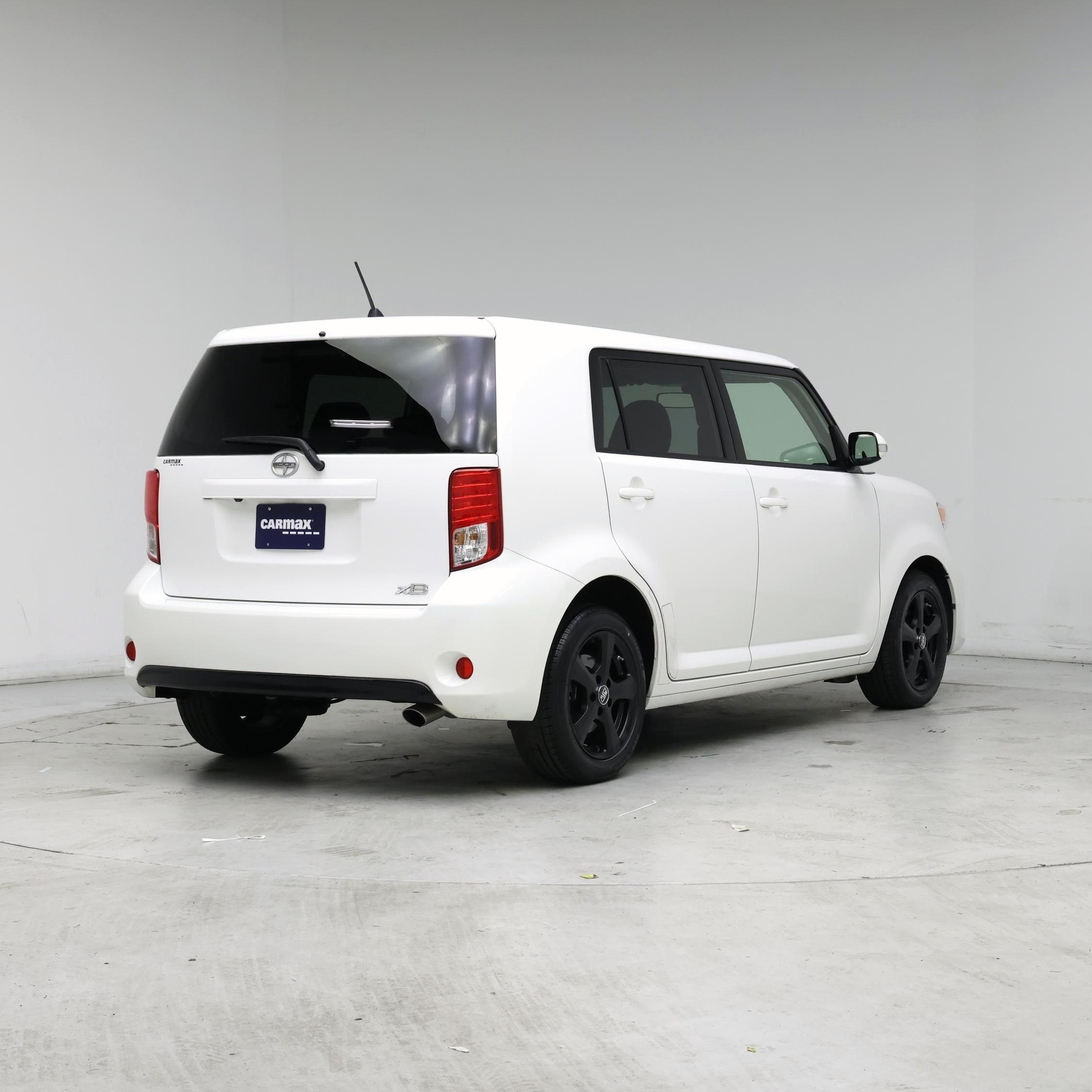 Thumbnail: 2015 Scion xB - 8