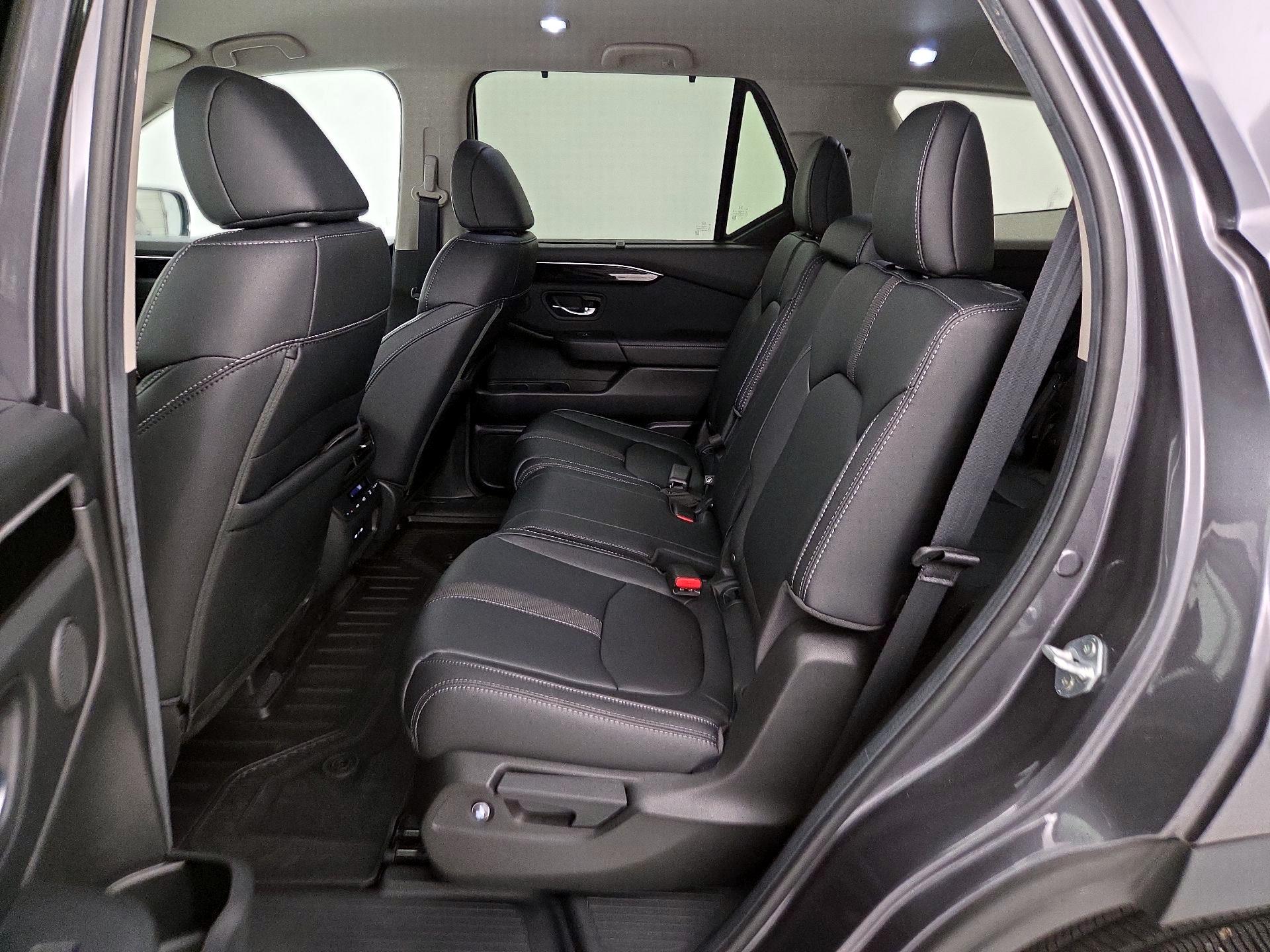 Thumbnail: 2025 Honda Pilot - 19