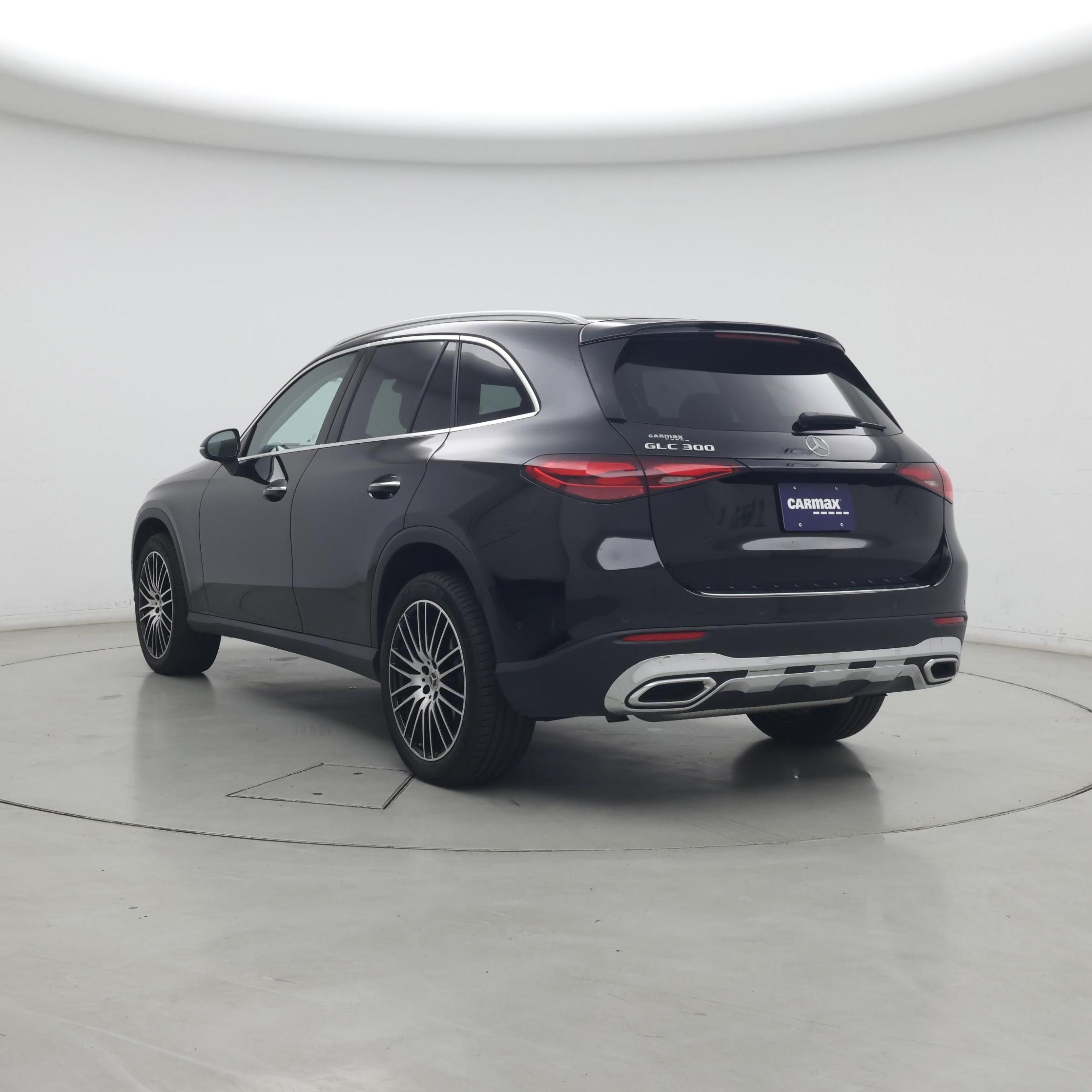 Thumbnail: 2023 Mercedes-Benz GLC - 2