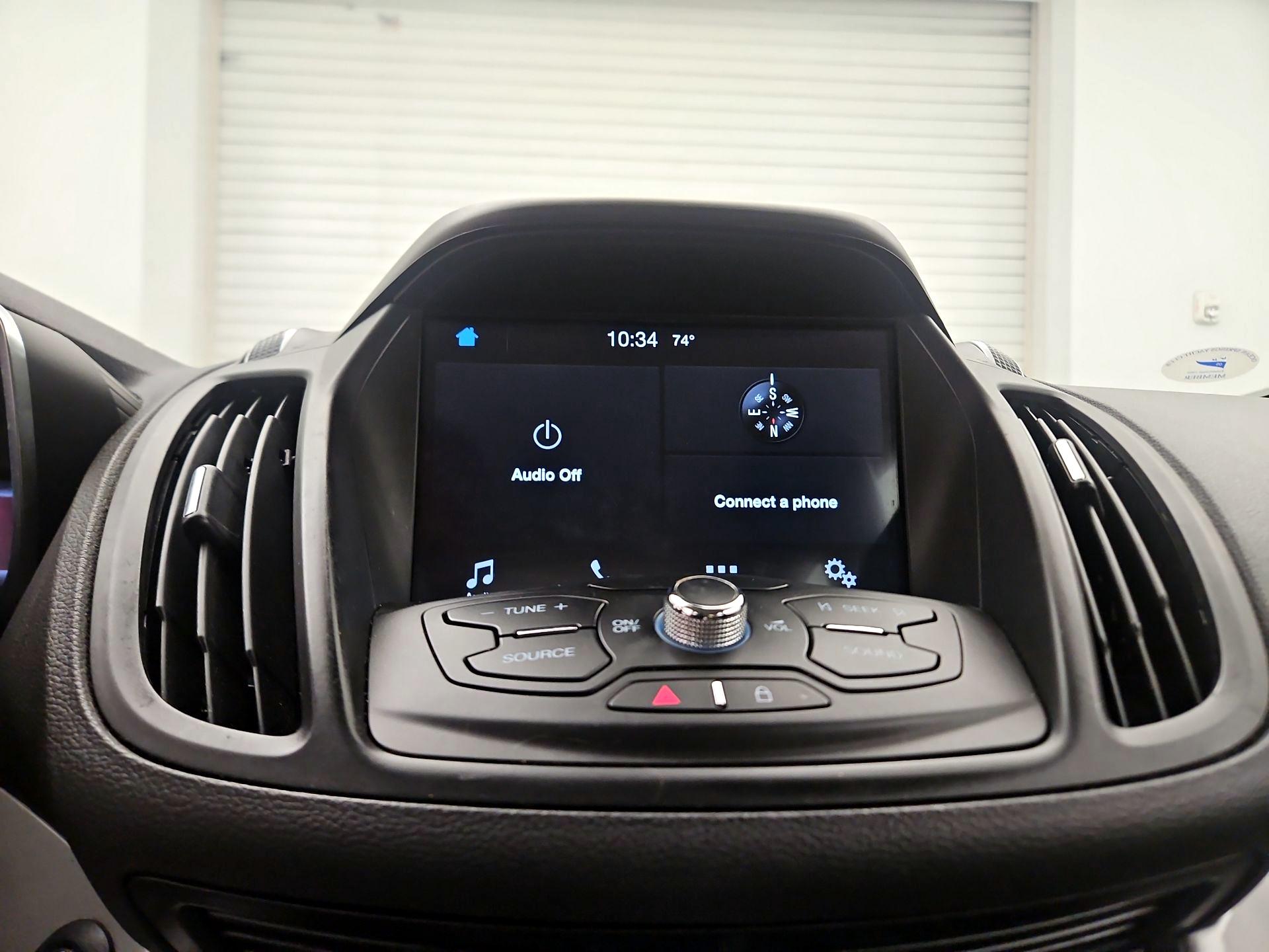 Thumbnail: 2016 Ford C-Max - 14