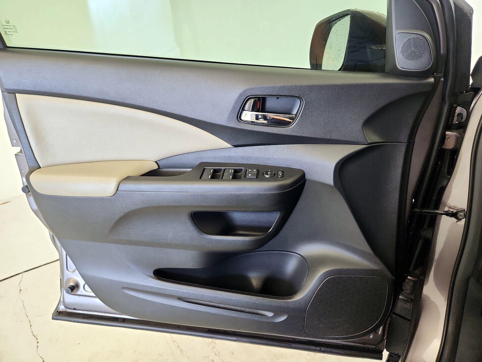 Thumbnail: 2016 Honda CR-V - 12