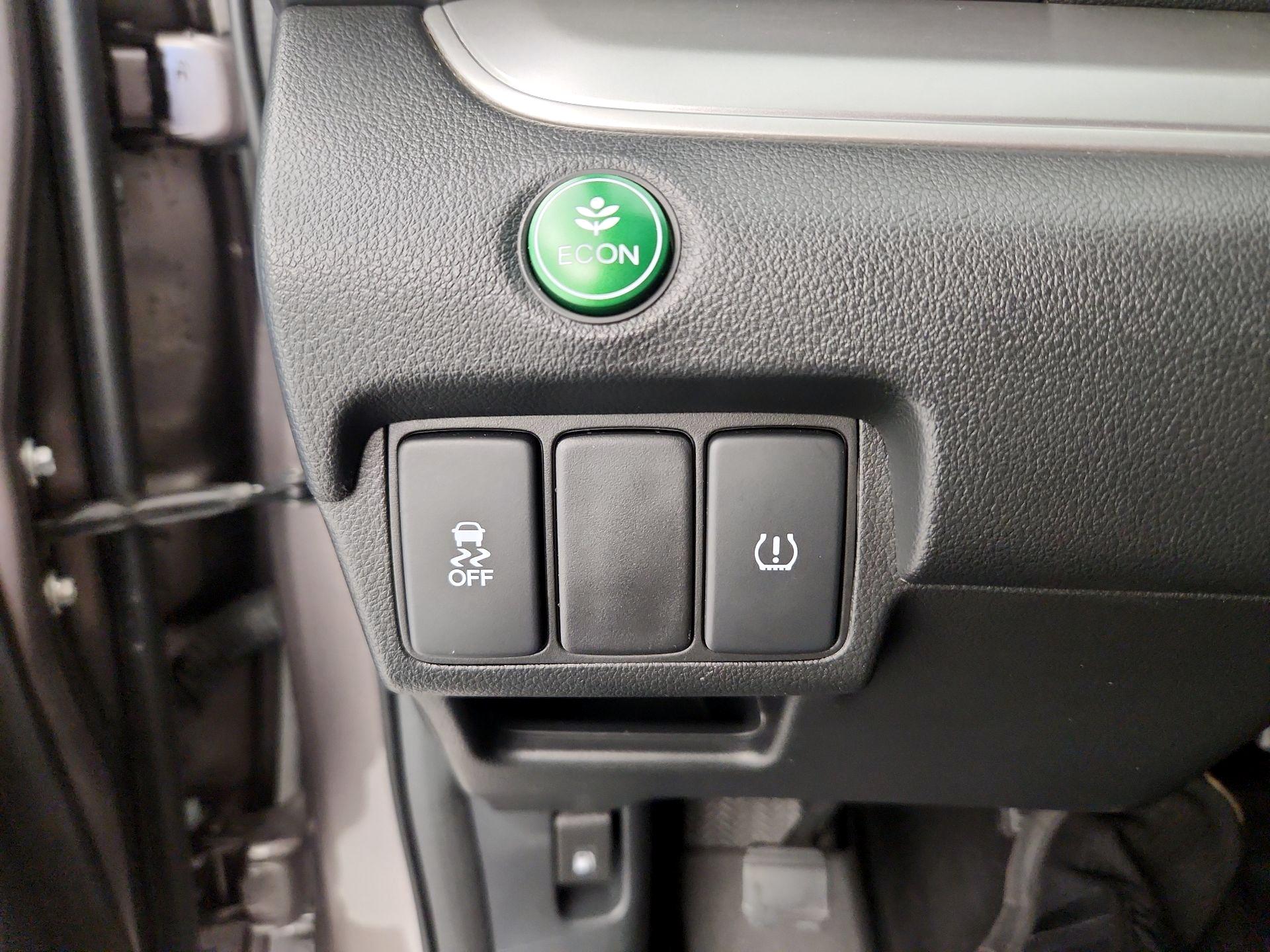 Thumbnail: 2016 Honda CR-V - 13