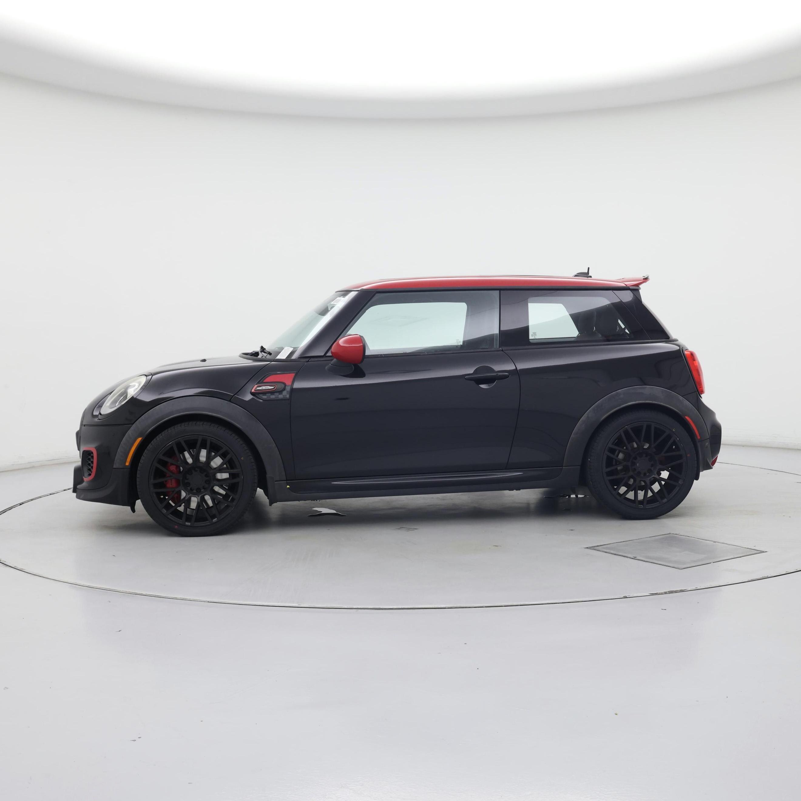 Thumbnail: 2017 MINI Cooper Hardtop - 3