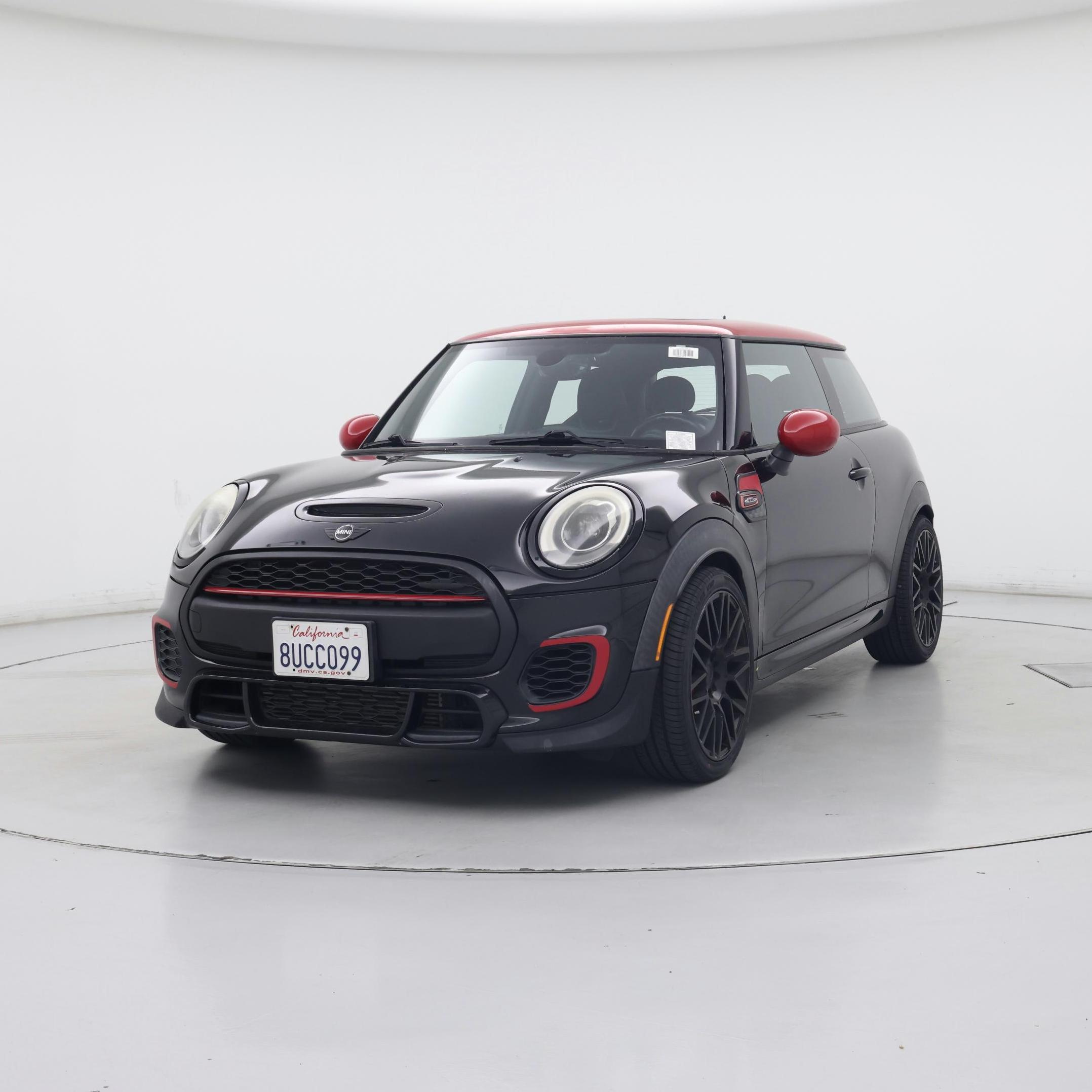 Thumbnail: 2017 MINI Cooper Hardtop - 4