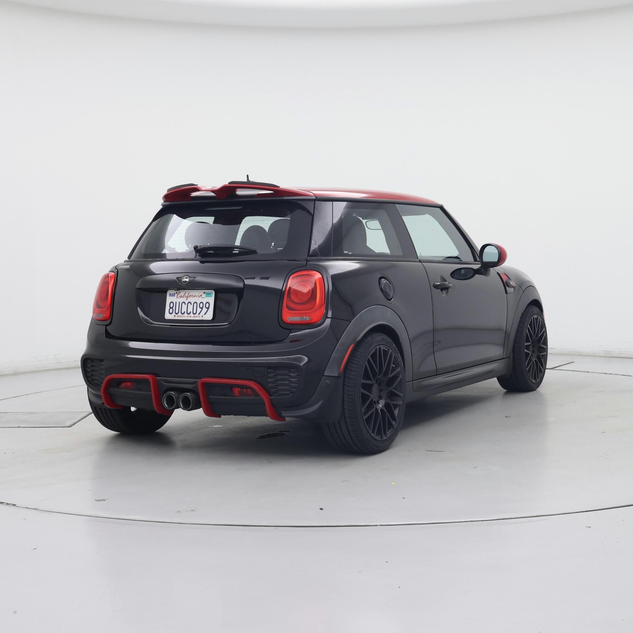 Thumbnail: 2017 MINI Cooper Hardtop - 8
