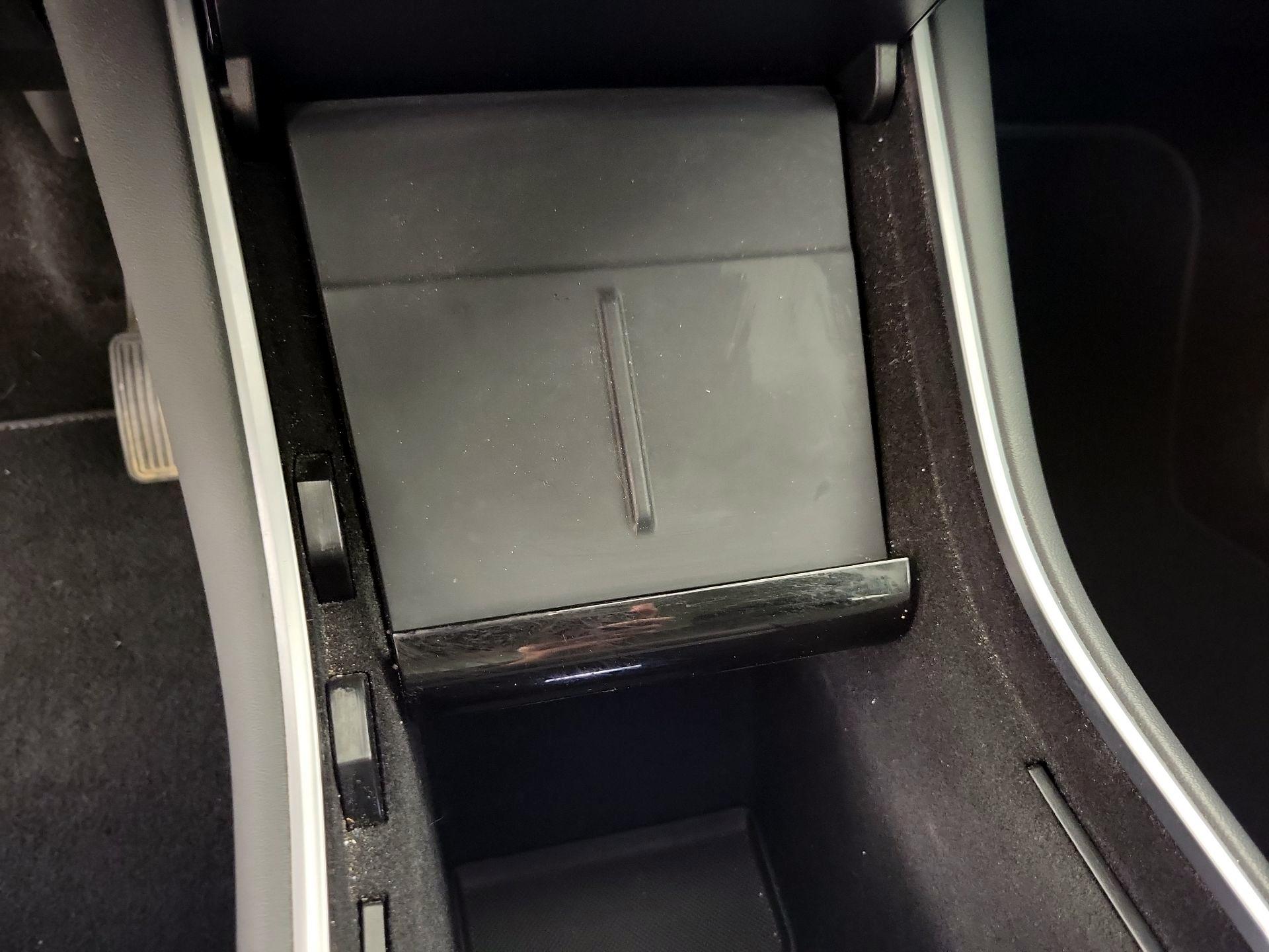 Thumbnail: 2020 Tesla Model Y - 18