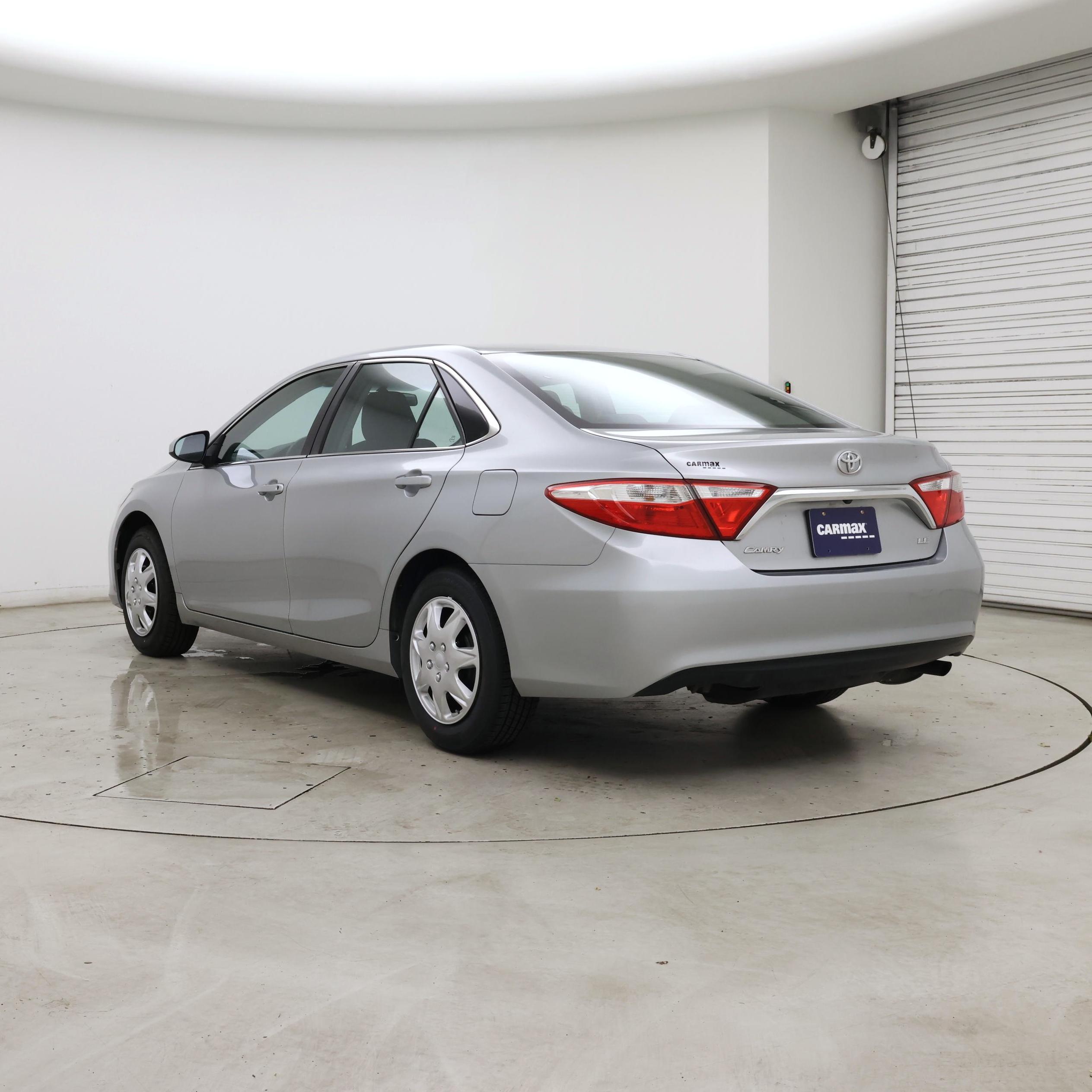 Thumbnail: 2015 Toyota Camry - 2