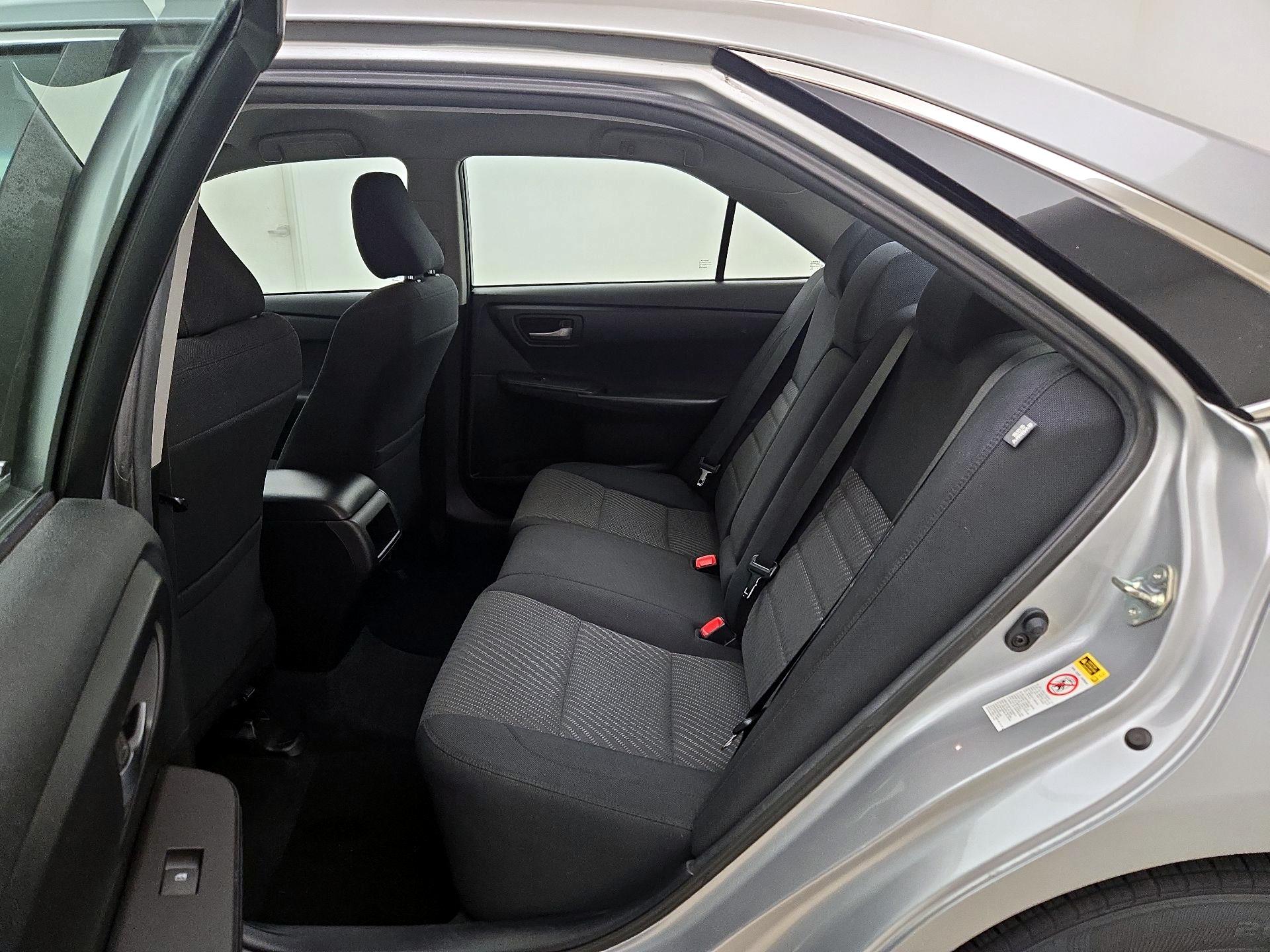 Thumbnail: 2015 Toyota Camry - 19