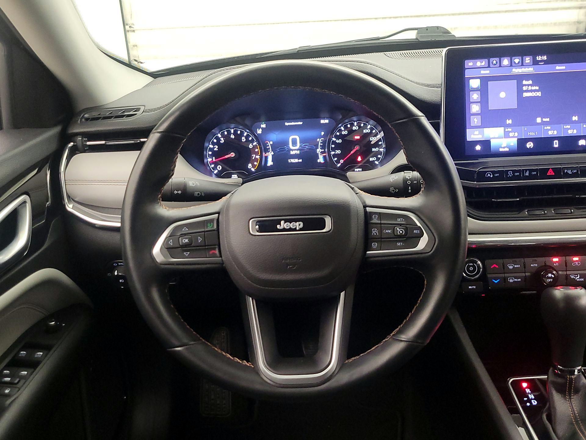 Thumbnail: 2022 Jeep Compass - 10