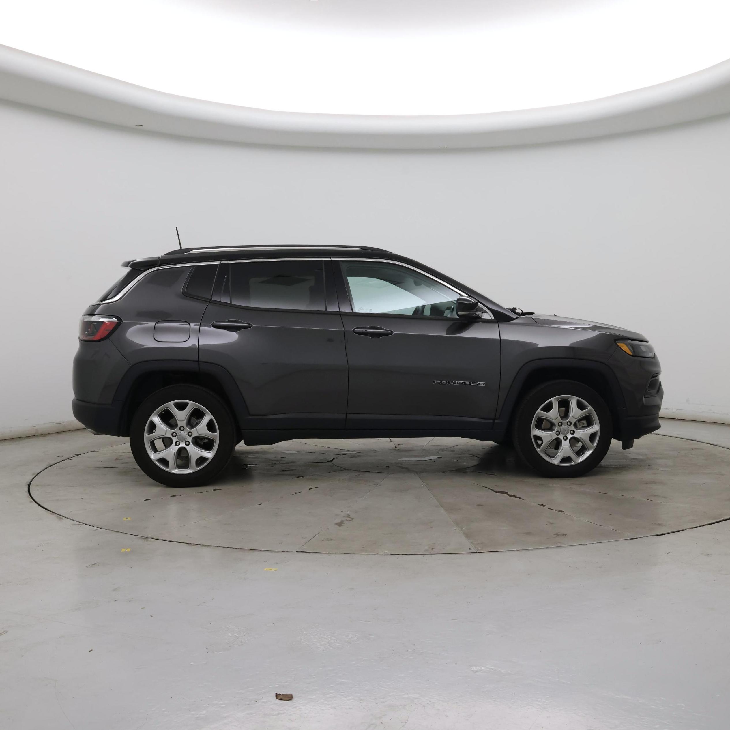 Thumbnail: 2022 Jeep Compass - 7