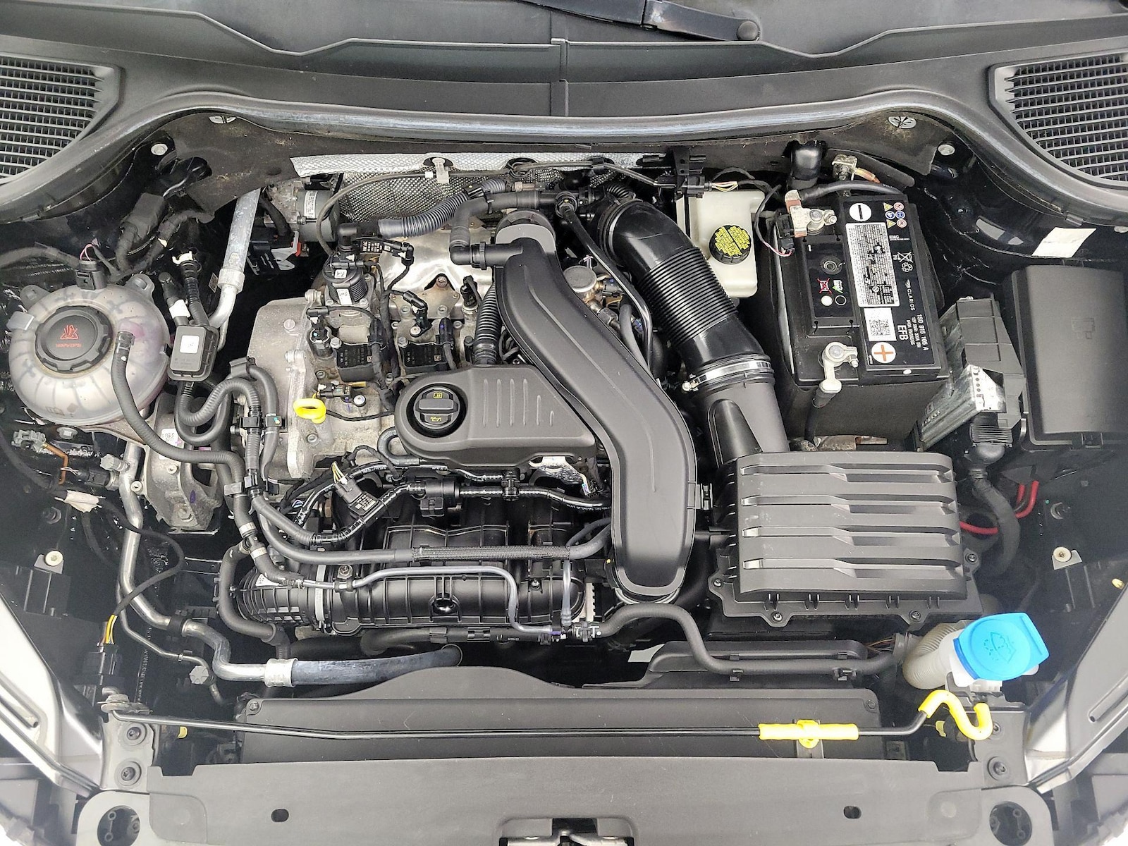 2022 Volkswagen Taos SE - Photo 23