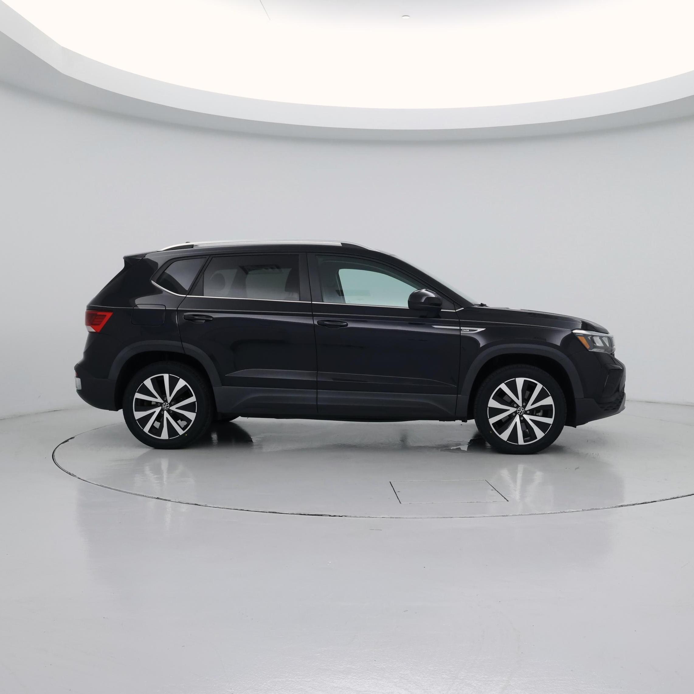 Thumbnail: 2022 Volkswagen Taos - 7