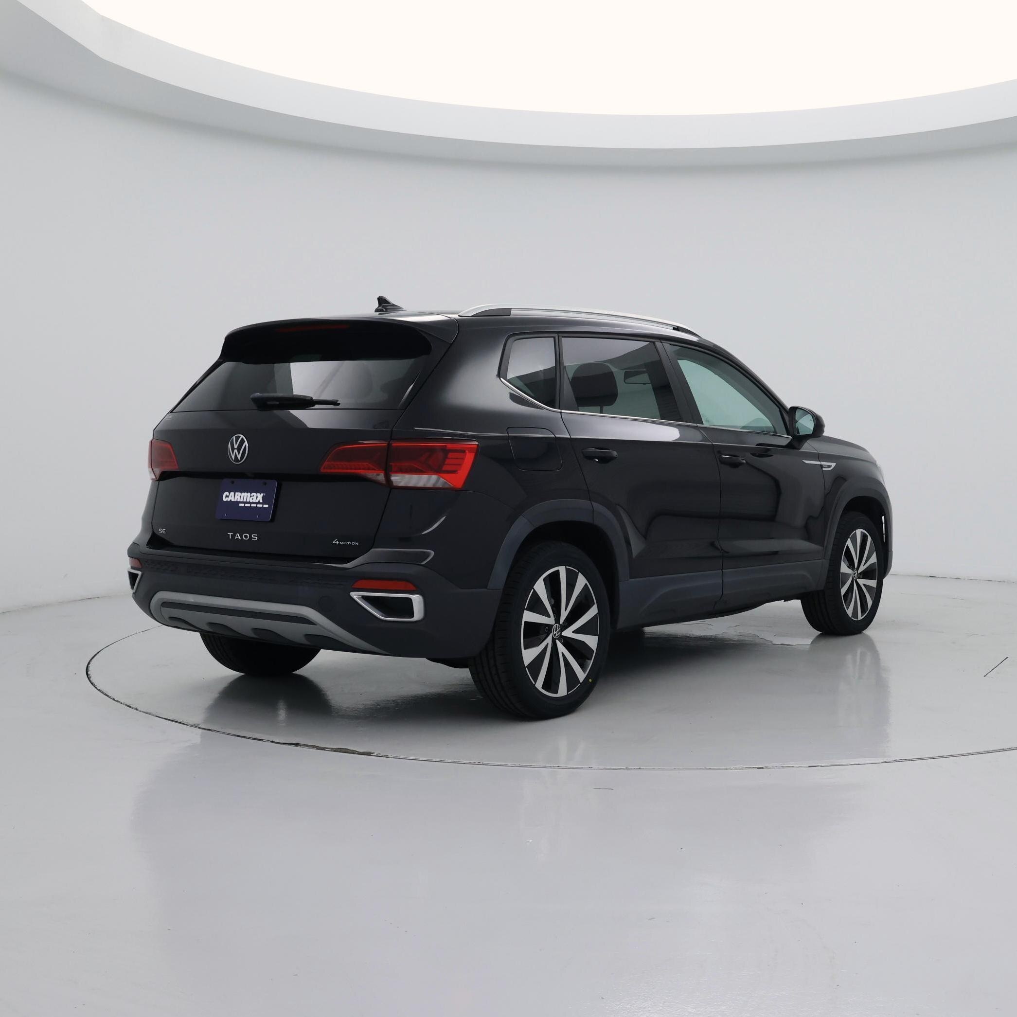 Thumbnail: 2022 Volkswagen Taos - 8