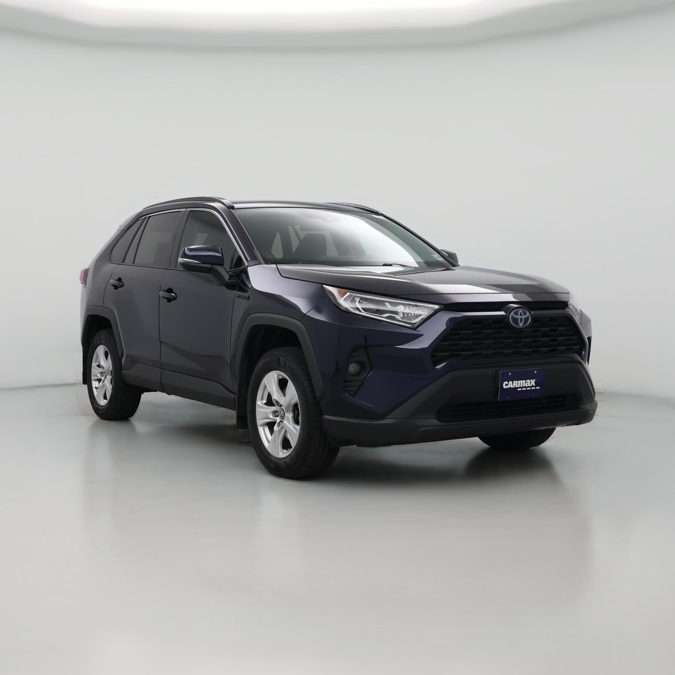 Thumbnail: 2019 Toyota RAV4 - 1
