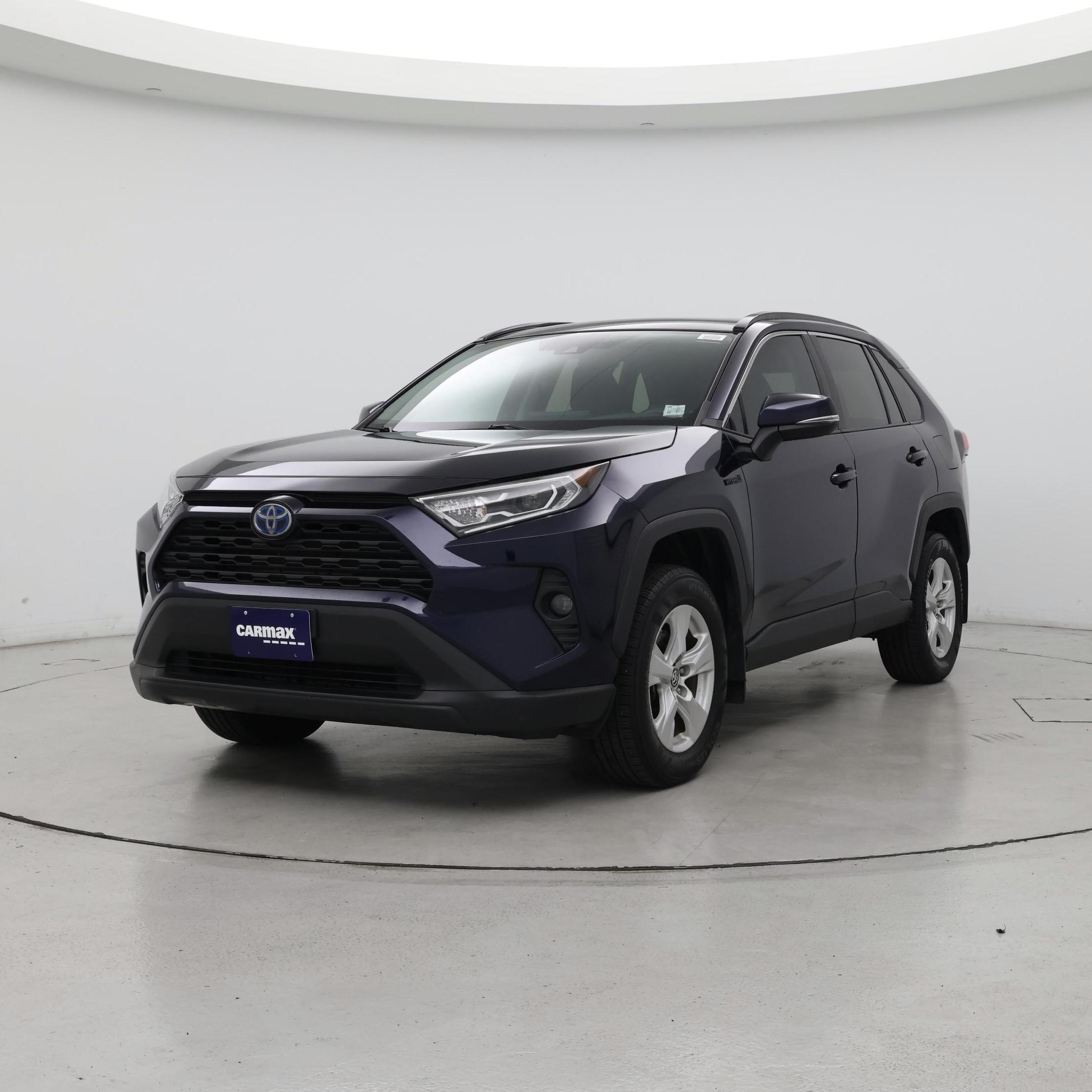Thumbnail: 2019 Toyota RAV4 - 4