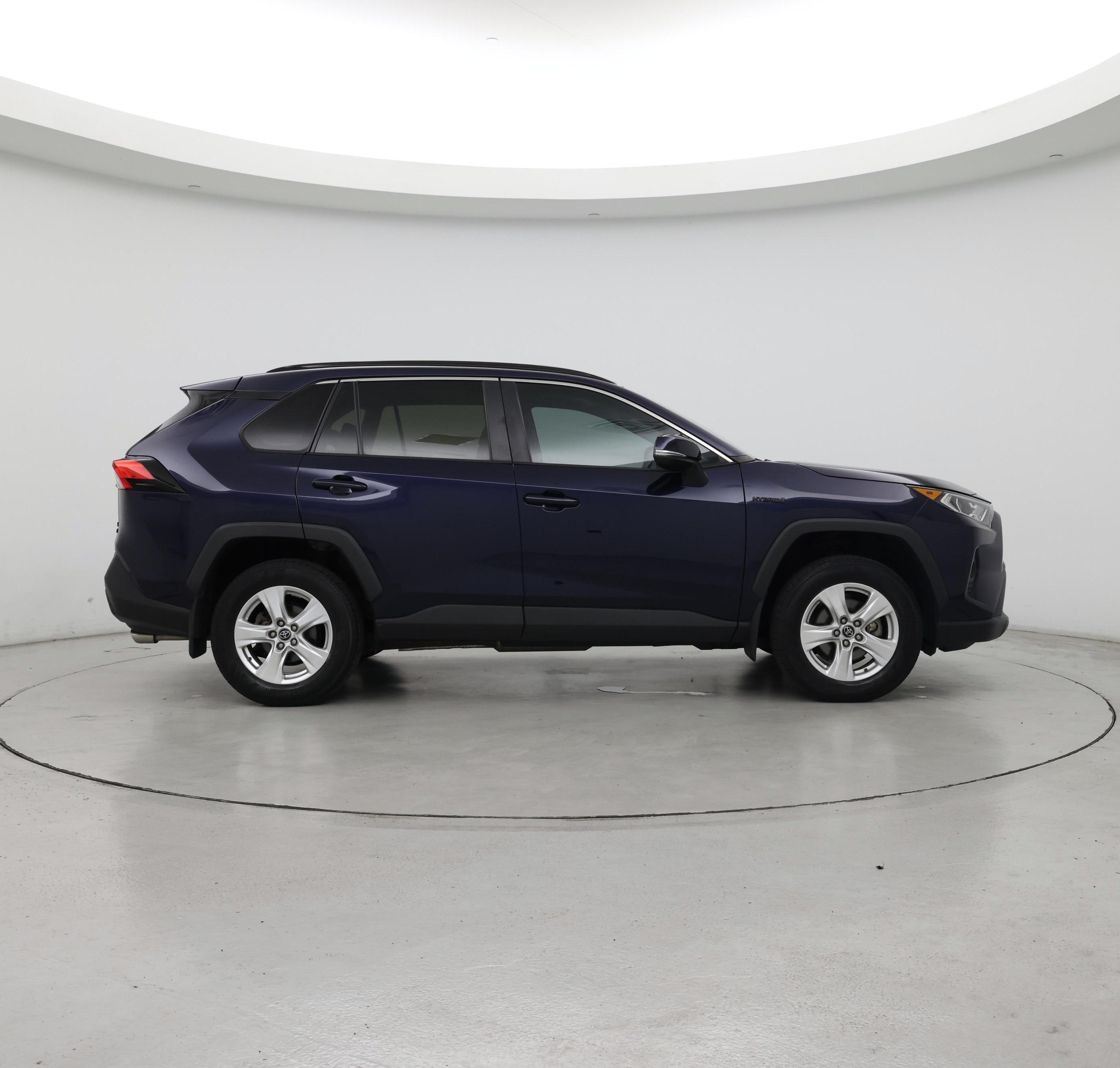 Thumbnail: 2019 Toyota RAV4 - 7