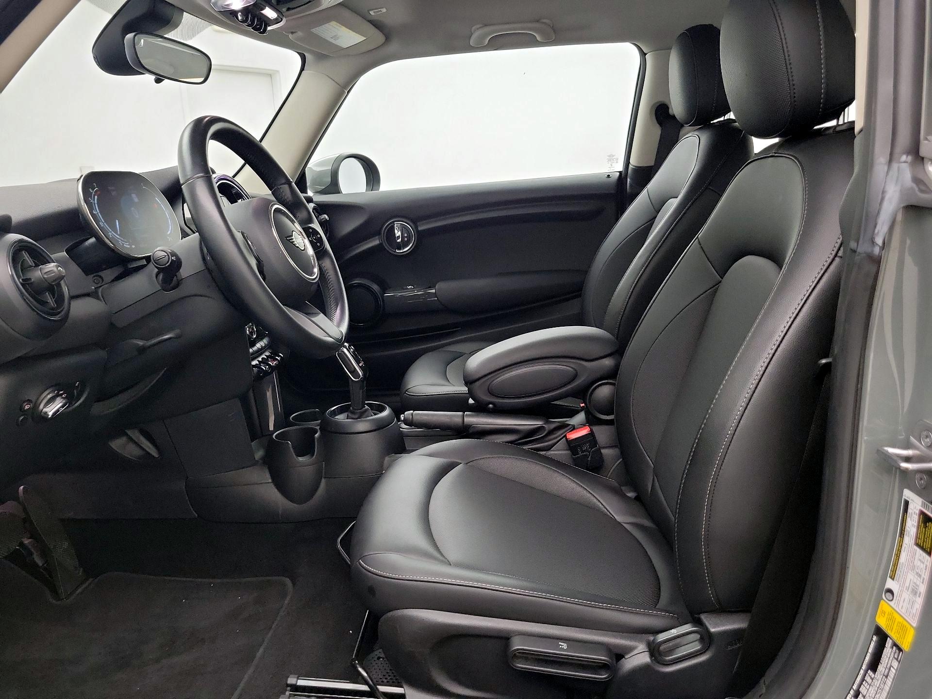 Thumbnail: 2022 MINI Cooper Hardtop - 11