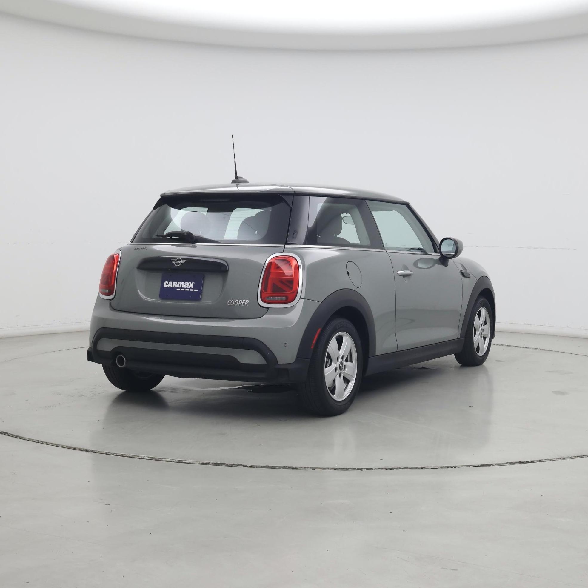 Thumbnail: 2022 MINI Cooper Hardtop - 8