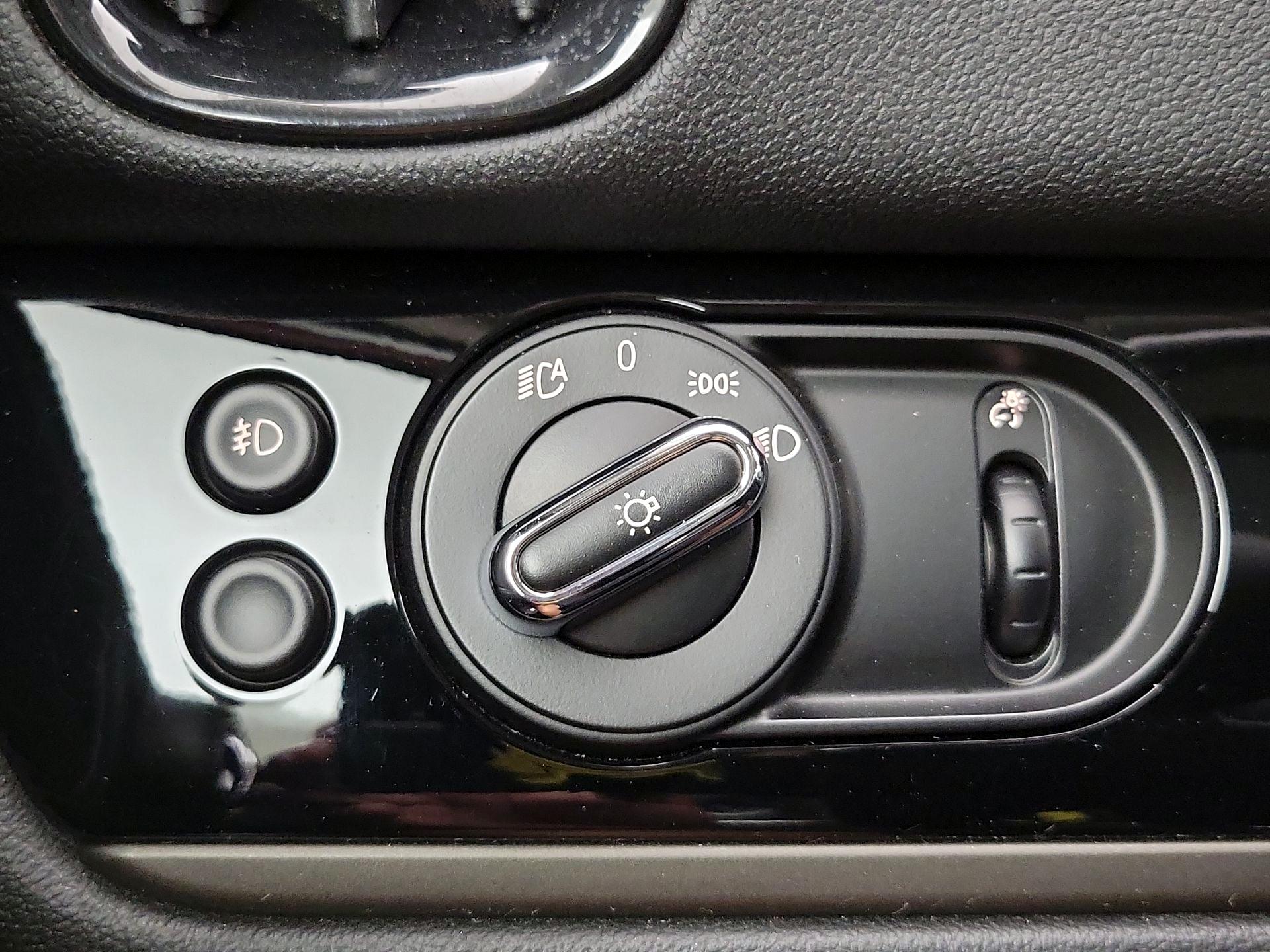 Thumbnail: 2022 MINI Cooper Countryman - 13
