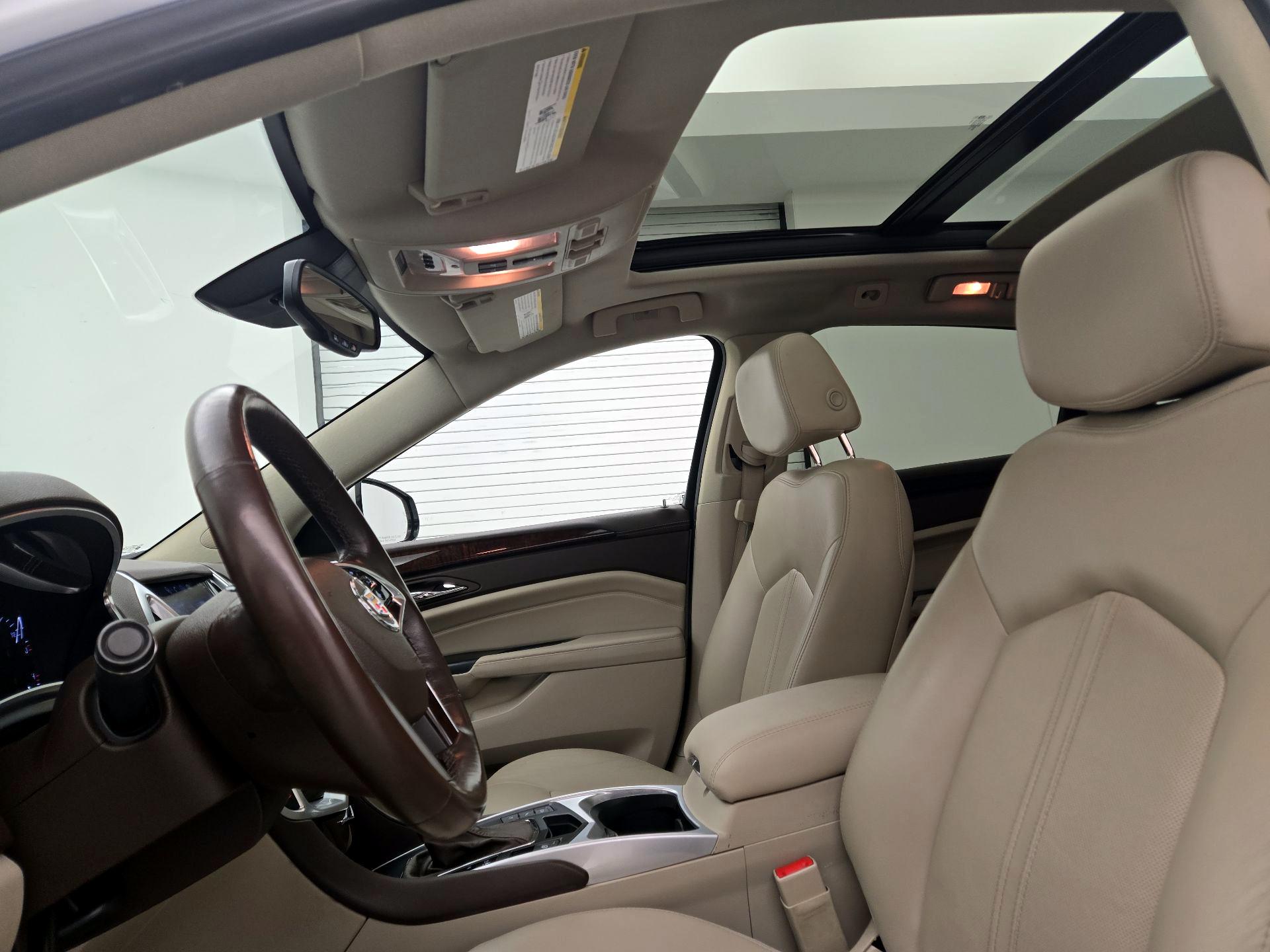 Thumbnail: 2016 Cadillac SRX - 20