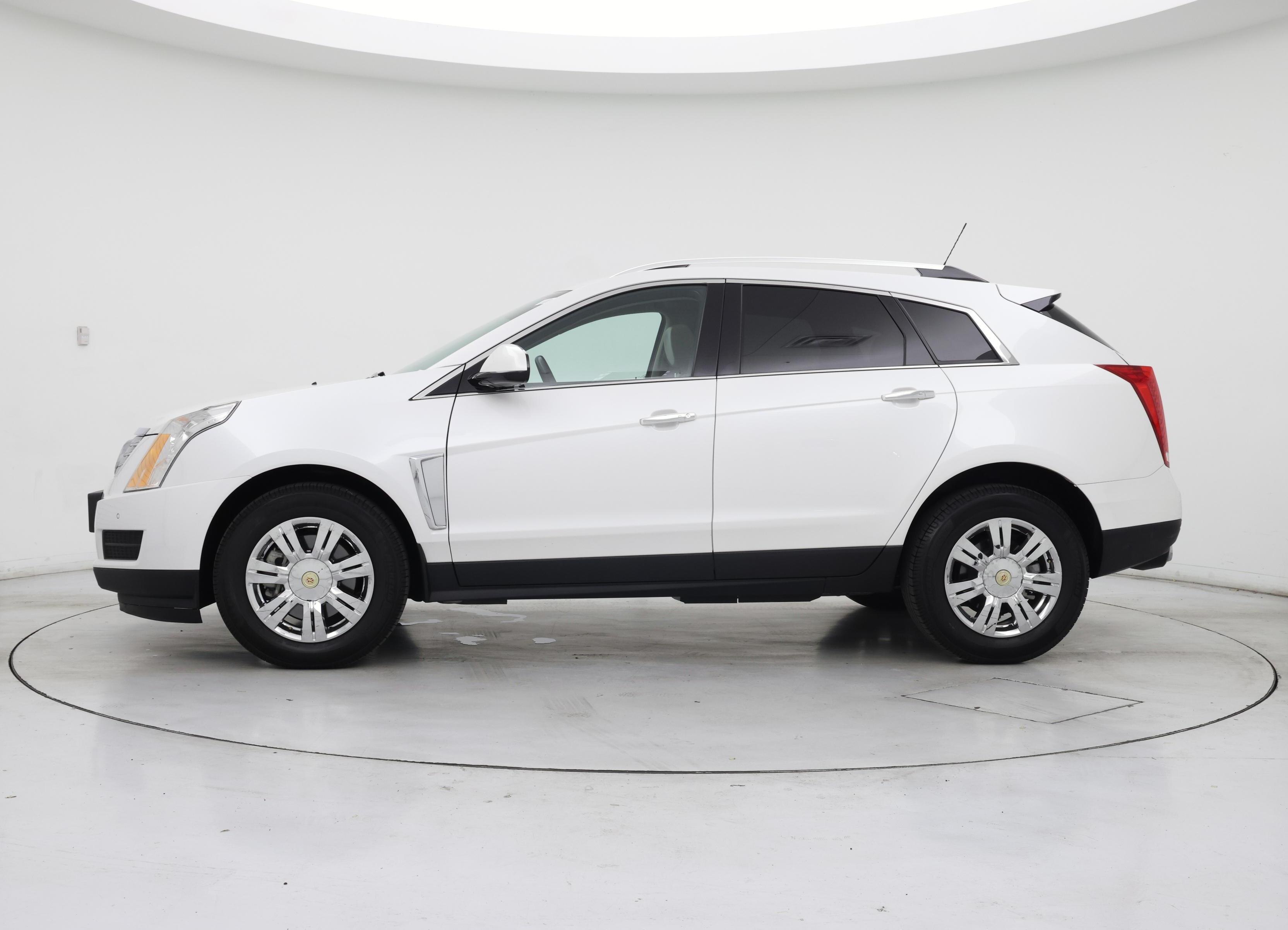 Thumbnail: 2016 Cadillac SRX - 3