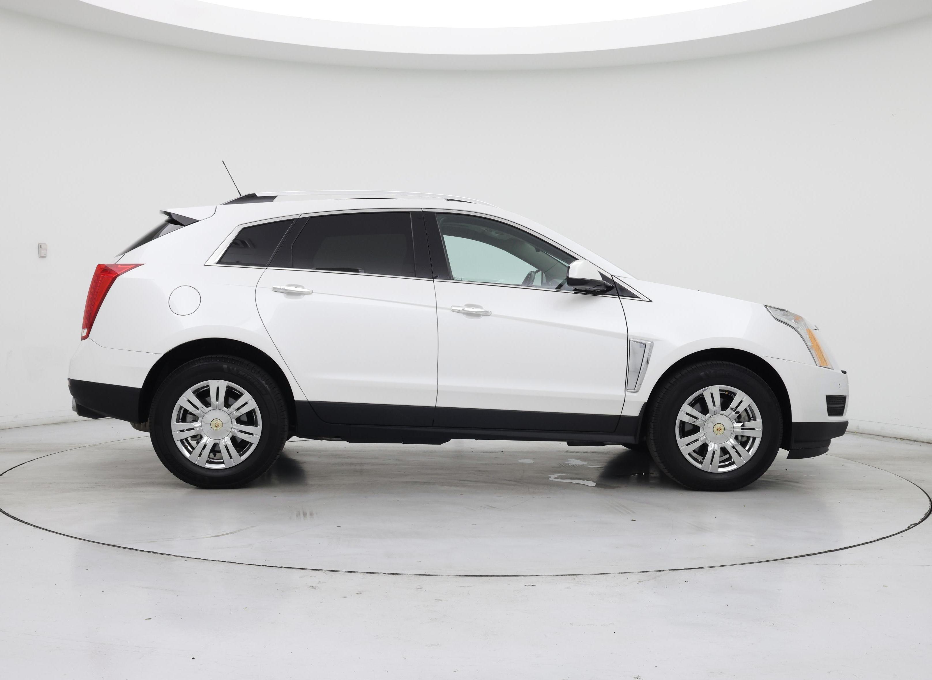 Thumbnail: 2016 Cadillac SRX - 7