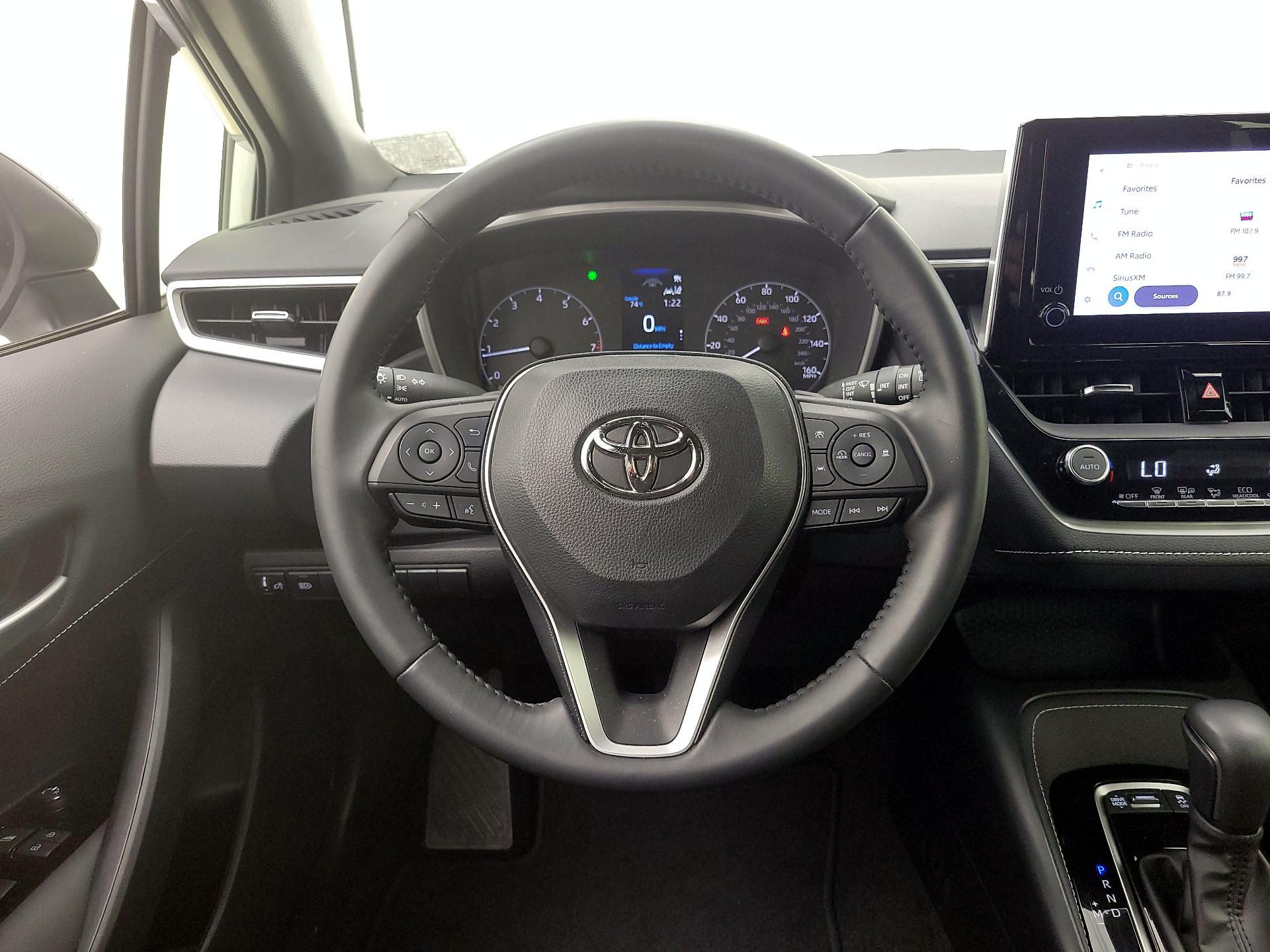 Thumbnail: 2023 Toyota Corolla - 10