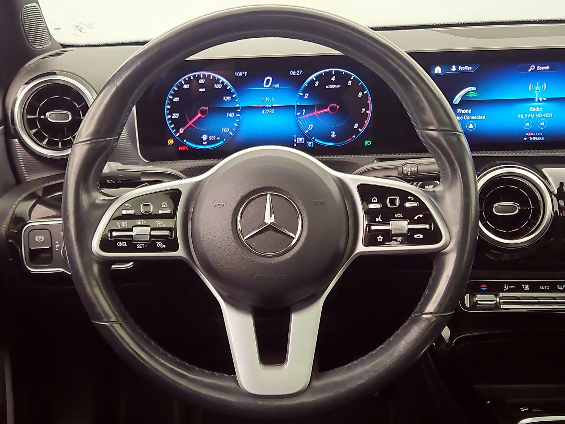 Thumbnail: 2020 Mercedes-Benz A-Class - 10
