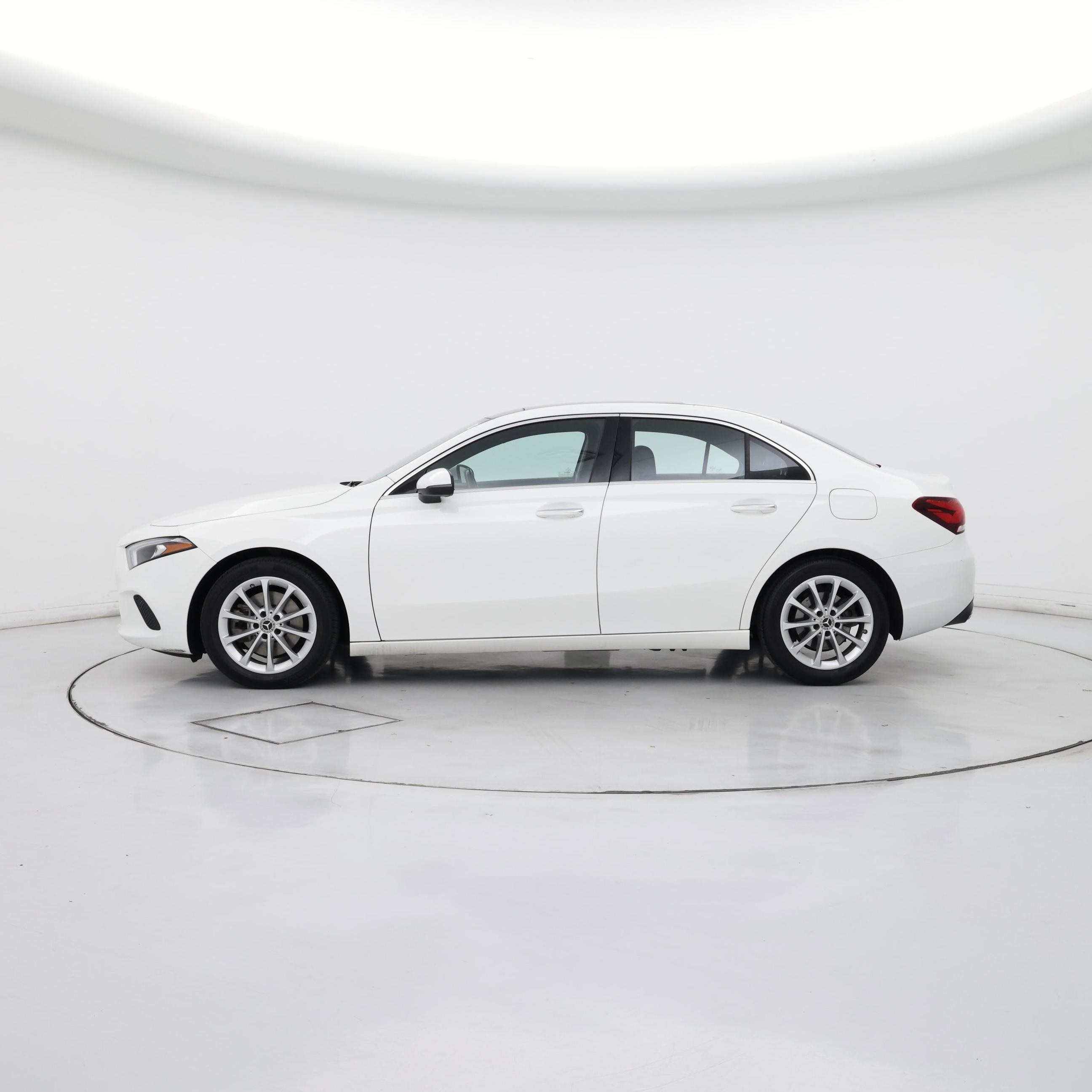 Thumbnail: 2020 Mercedes-Benz A-Class - 3