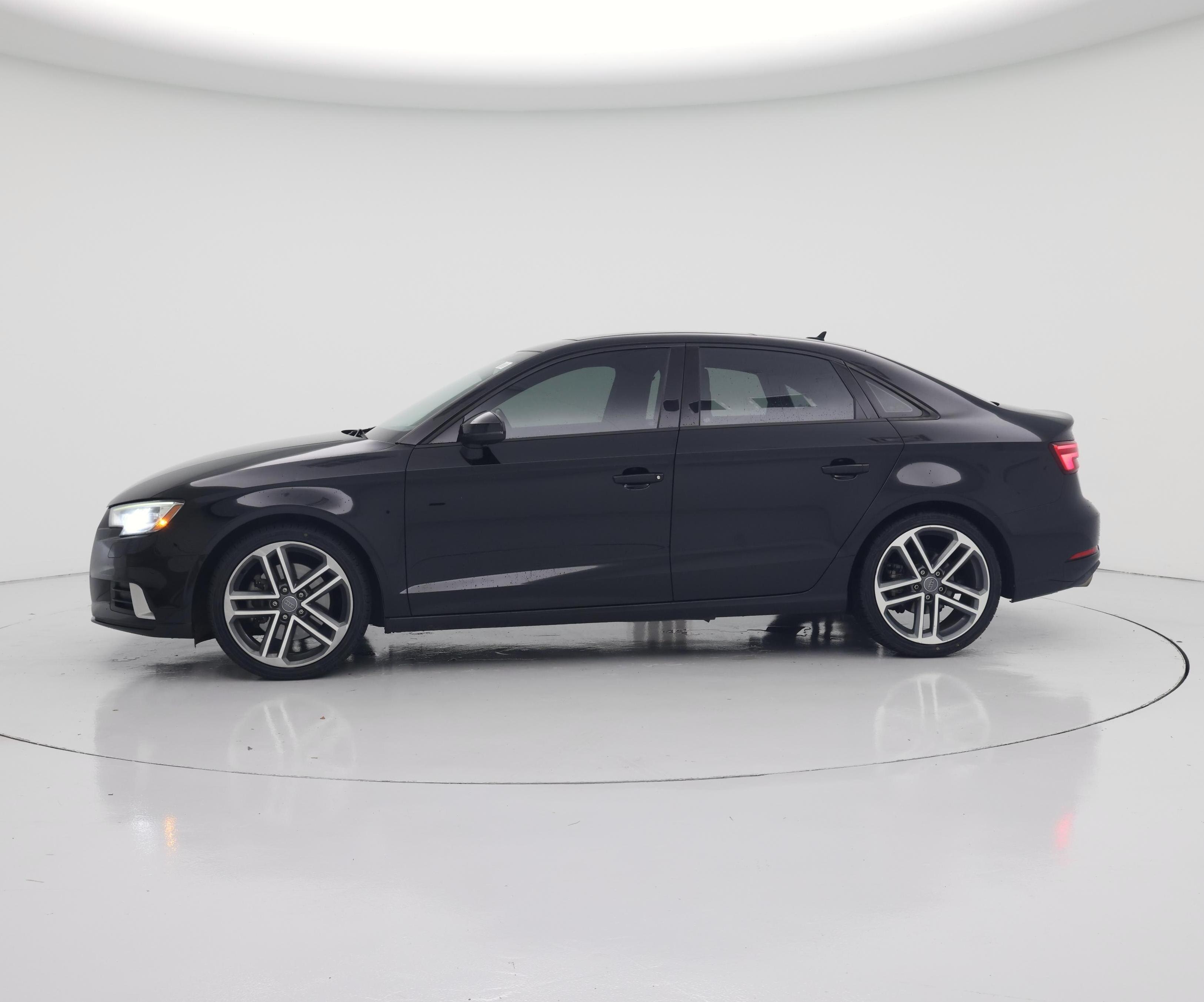 Thumbnail: 2017 Audi A3 - 3