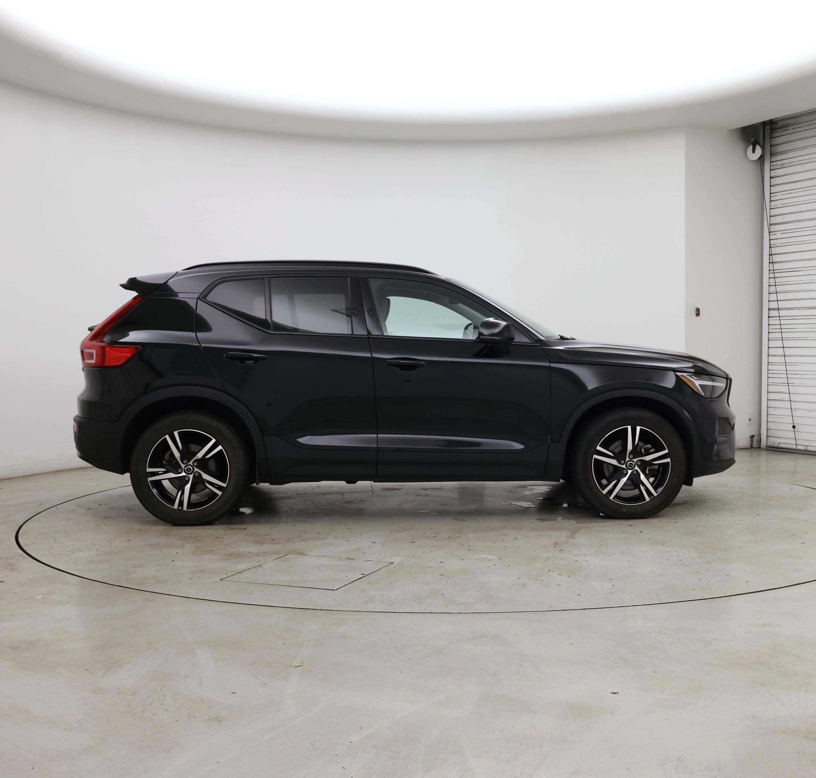Thumbnail: 2024 Volvo XC40 - 7