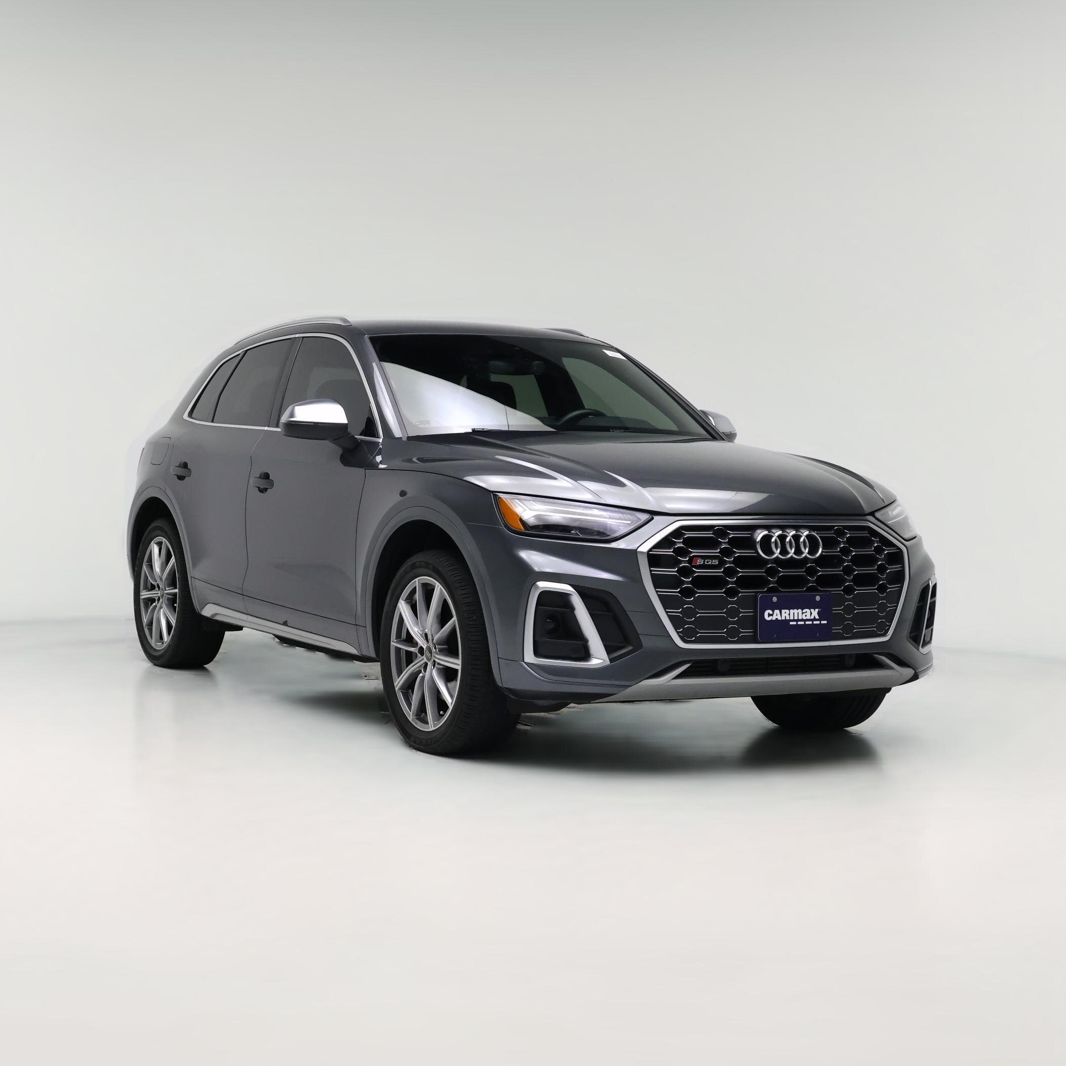 Thumbnail: 2022 Audi SQ5 - 1