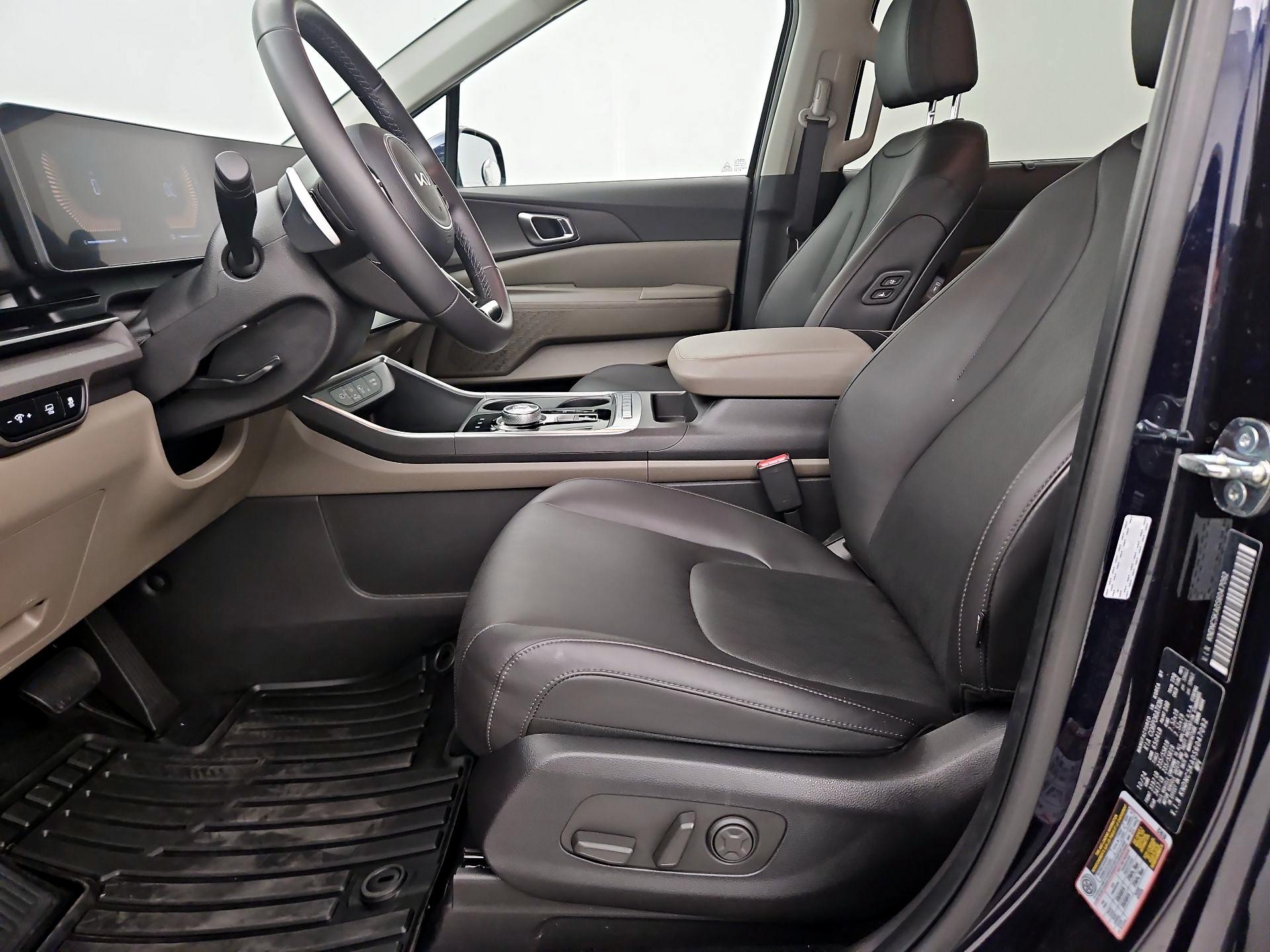 Thumbnail: 2025 Kia Carnival - 11