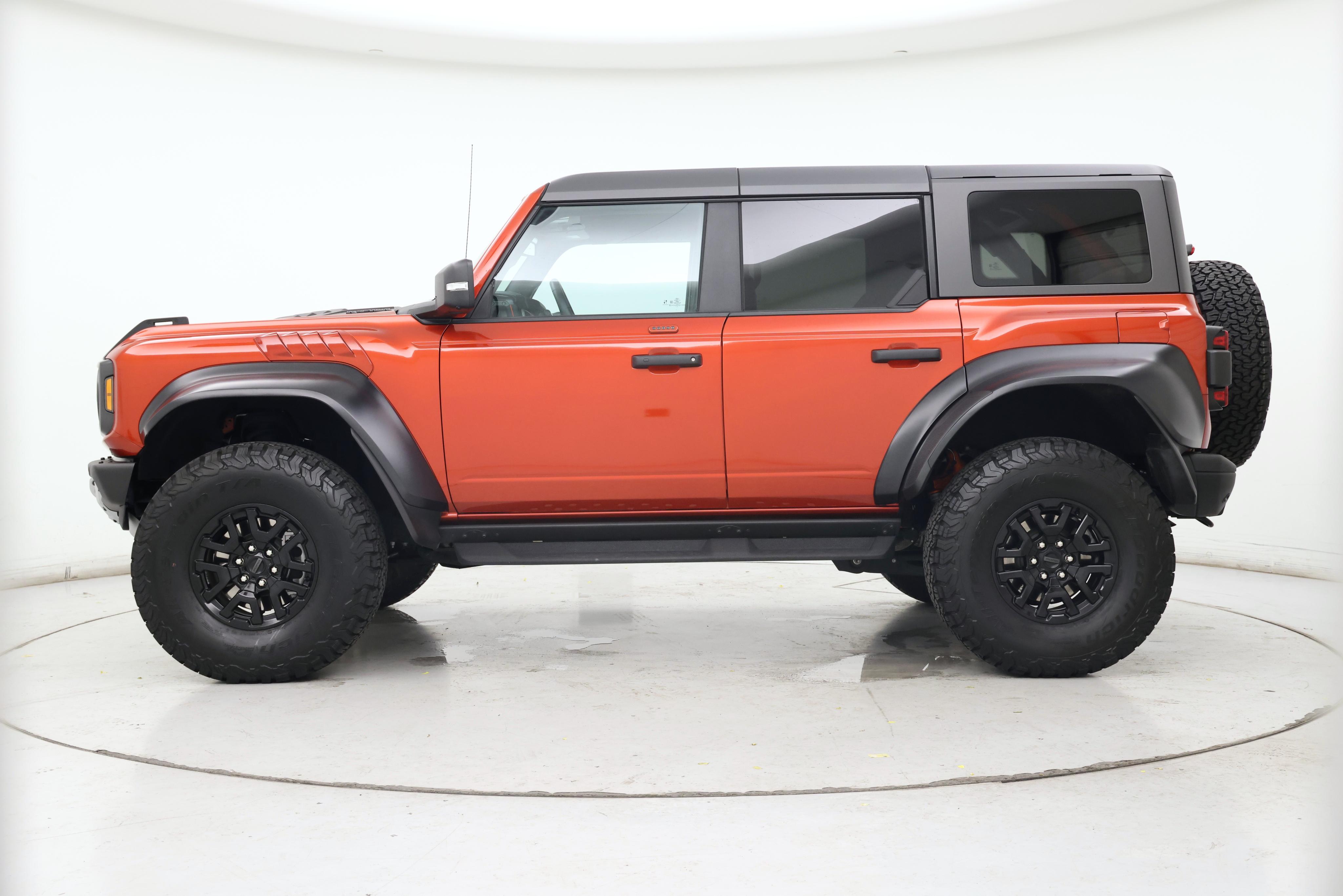 Thumbnail: 2023 Ford Bronco - 3