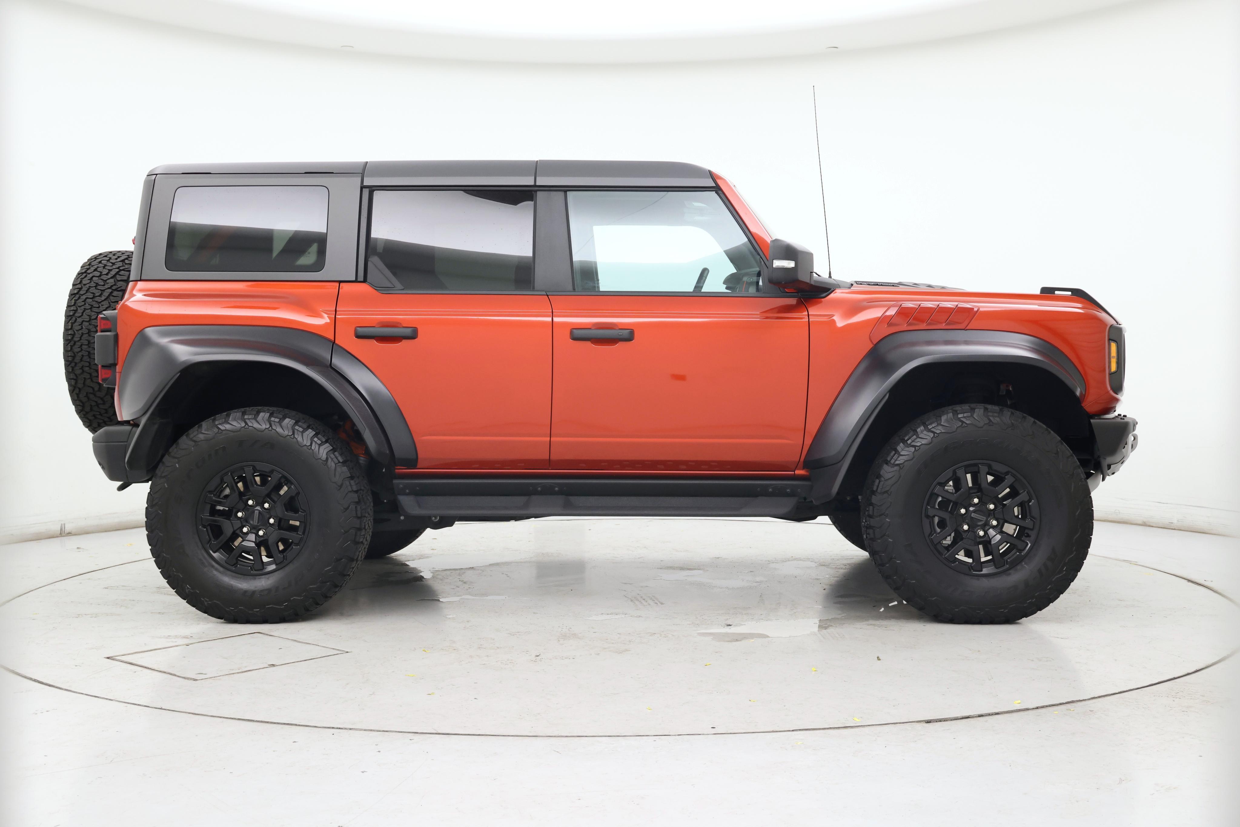 Thumbnail: 2023 Ford Bronco - 7