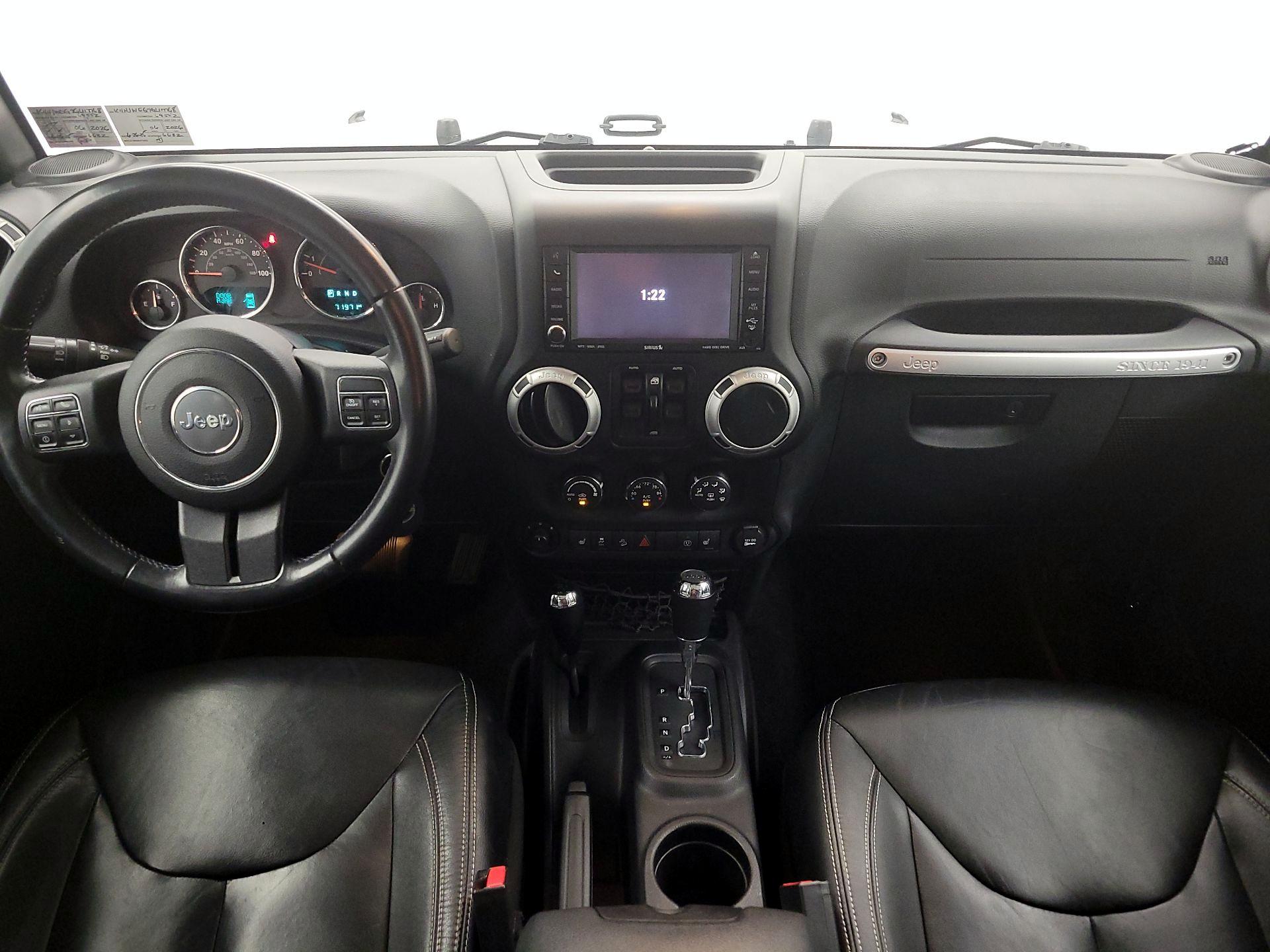 Thumbnail: 2016 Jeep Wrangler - 9