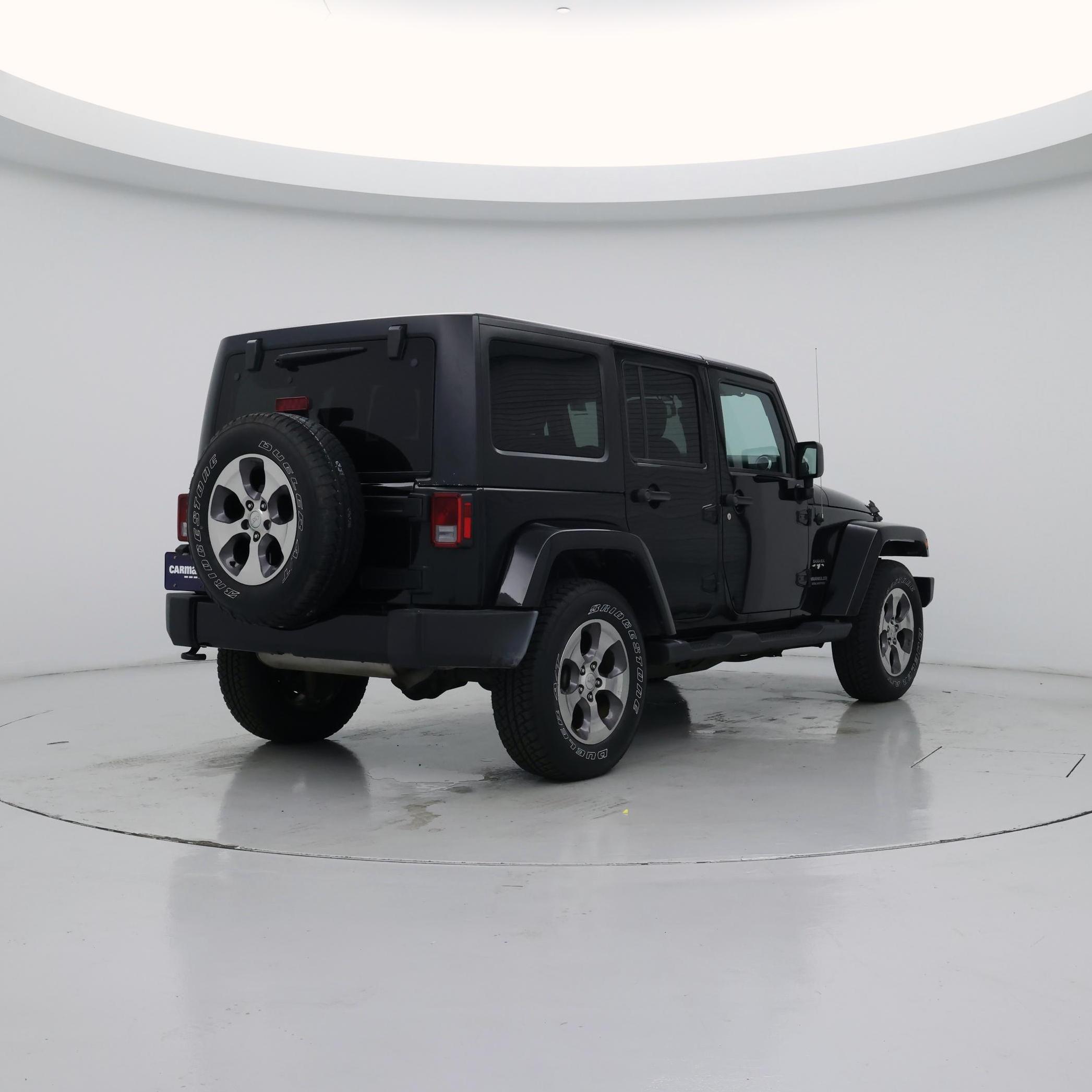 Thumbnail: 2016 Jeep Wrangler - 8